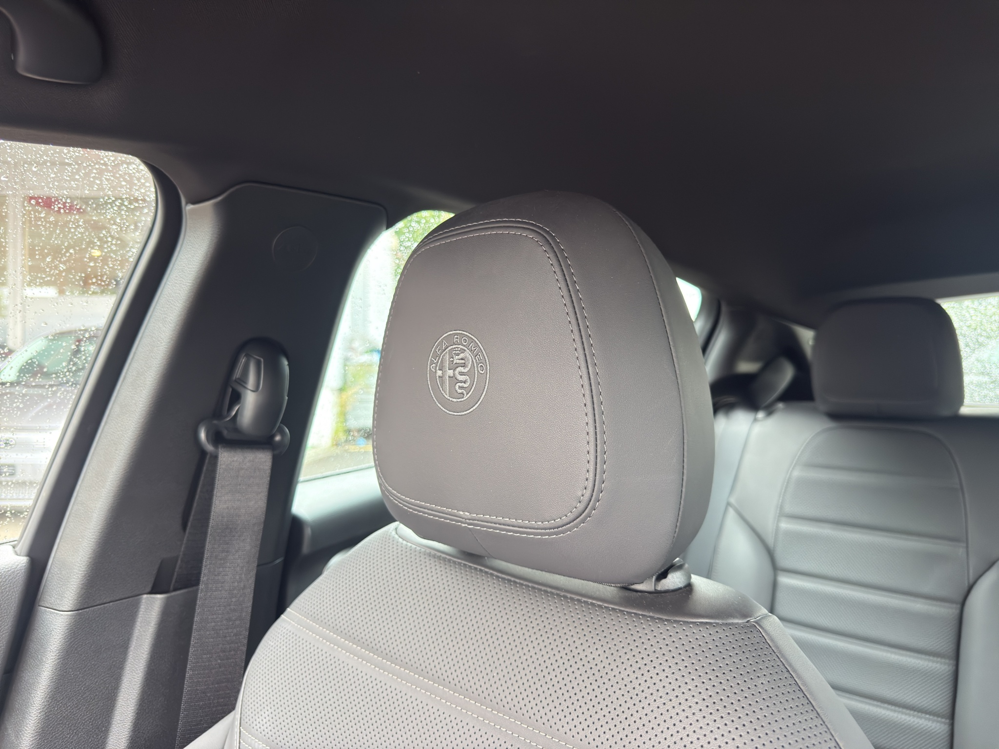 listing desktop thumbnail image 24