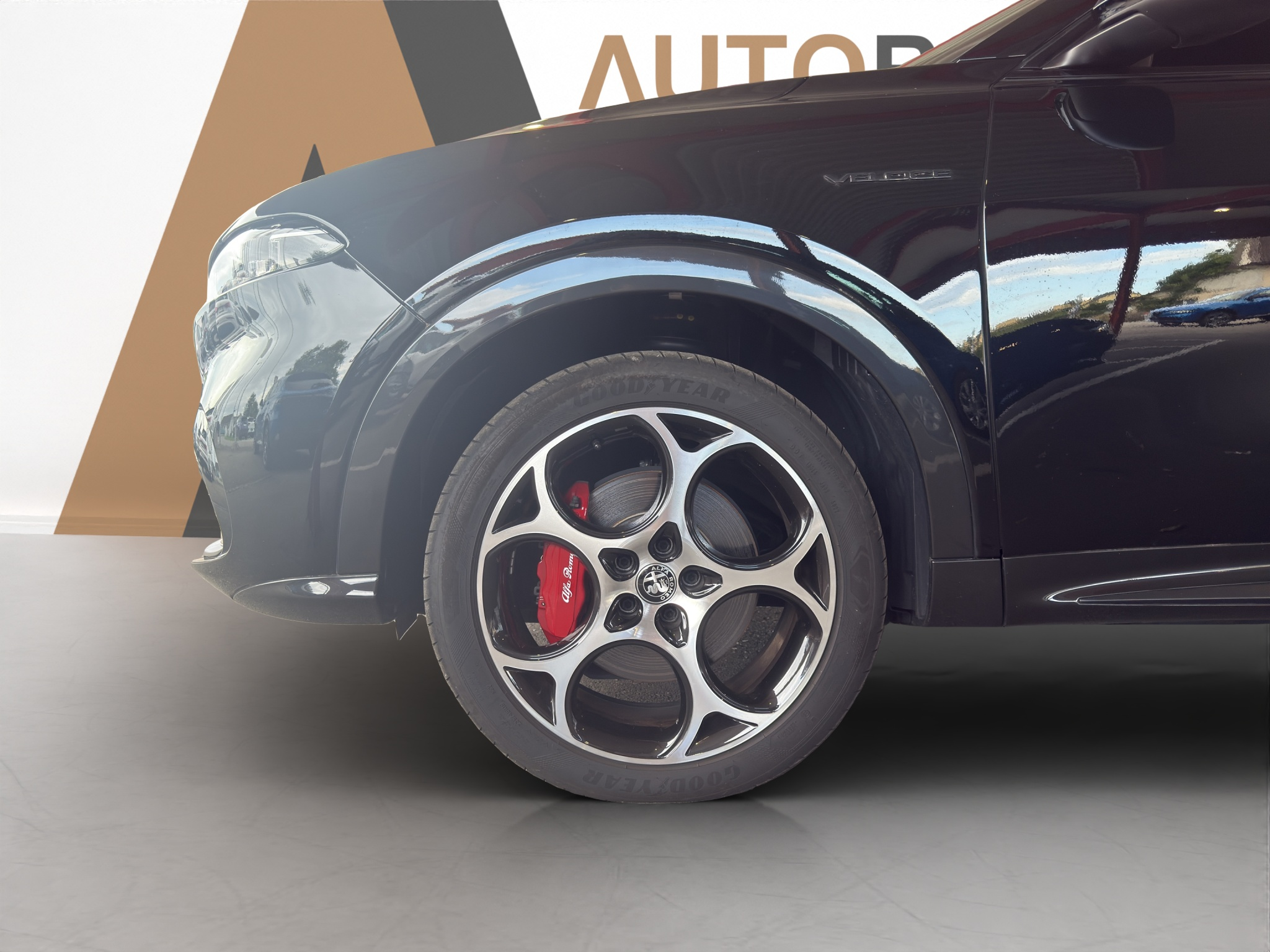 listing desktop thumbnail image 18