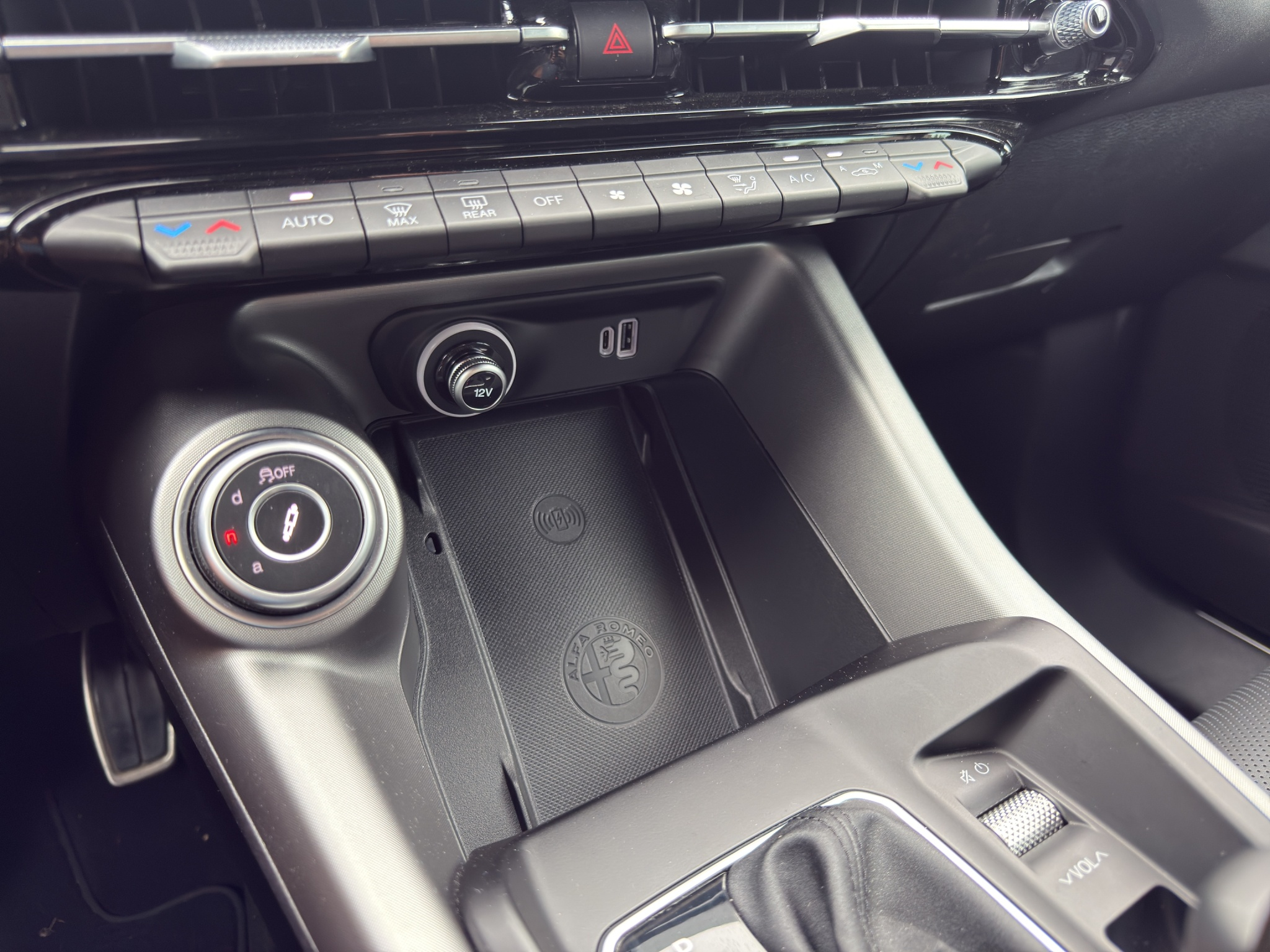 listing desktop thumbnail image 25