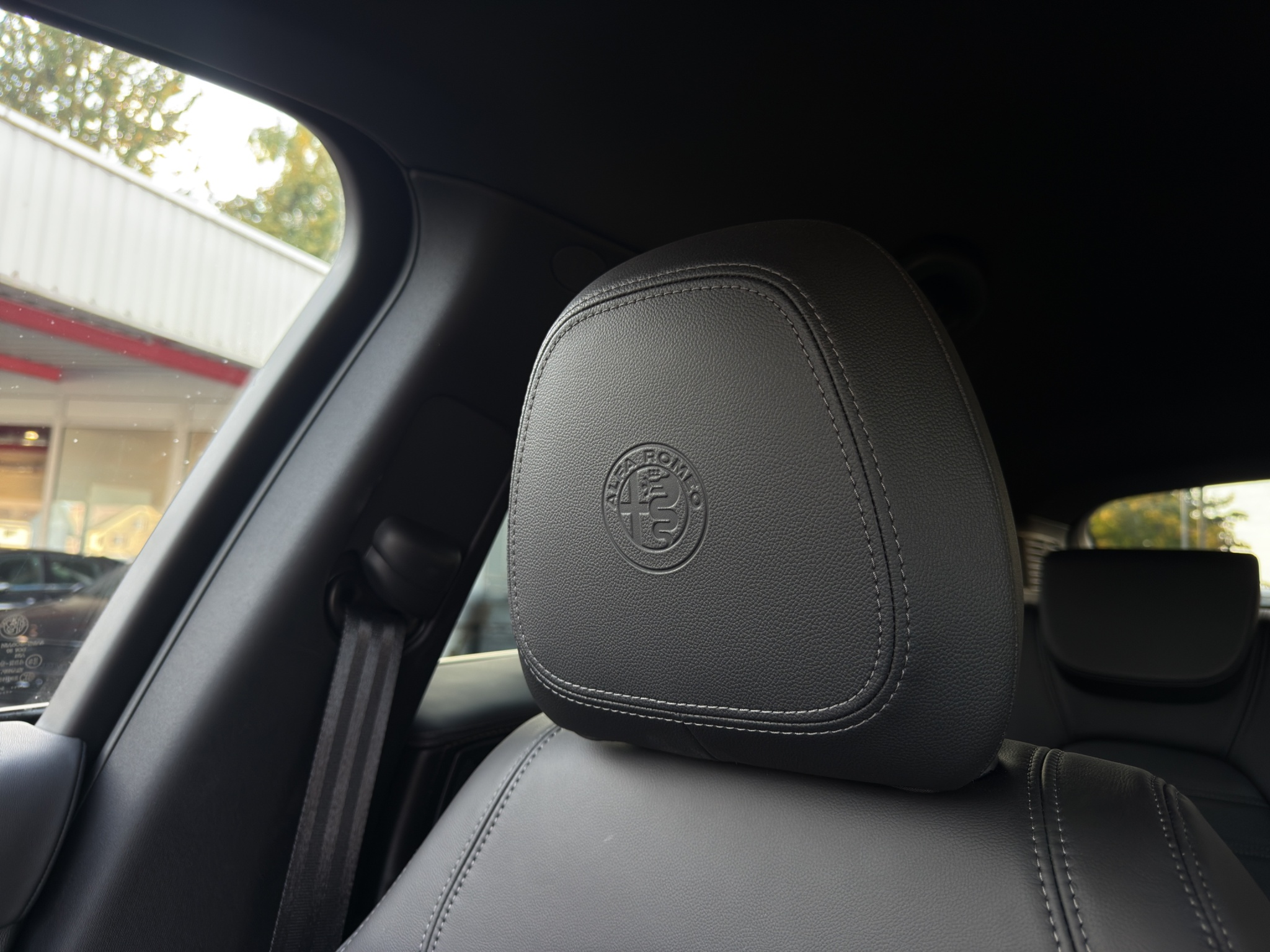 listing desktop thumbnail image 26