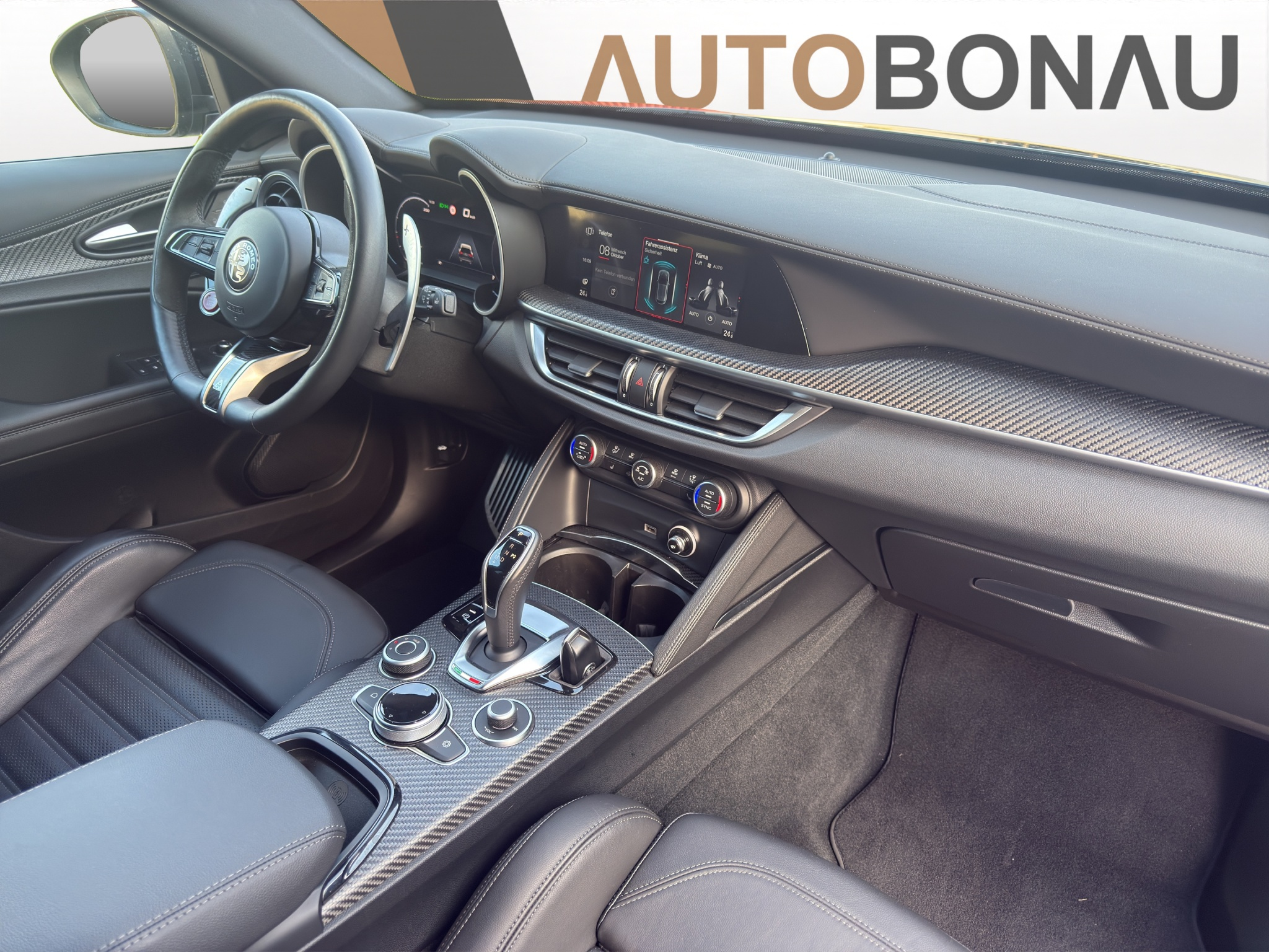 listing desktop thumbnail image 10