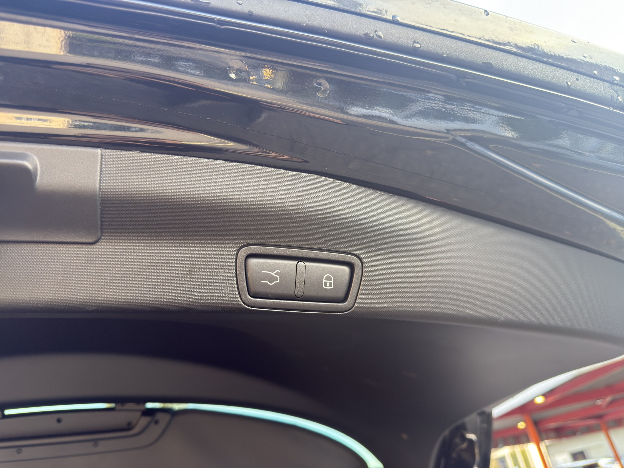 listing desktop thumbnail image 20