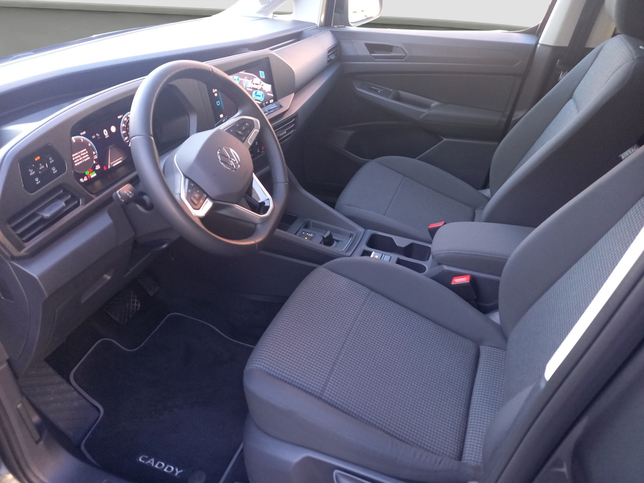 listing desktop thumbnail image 7