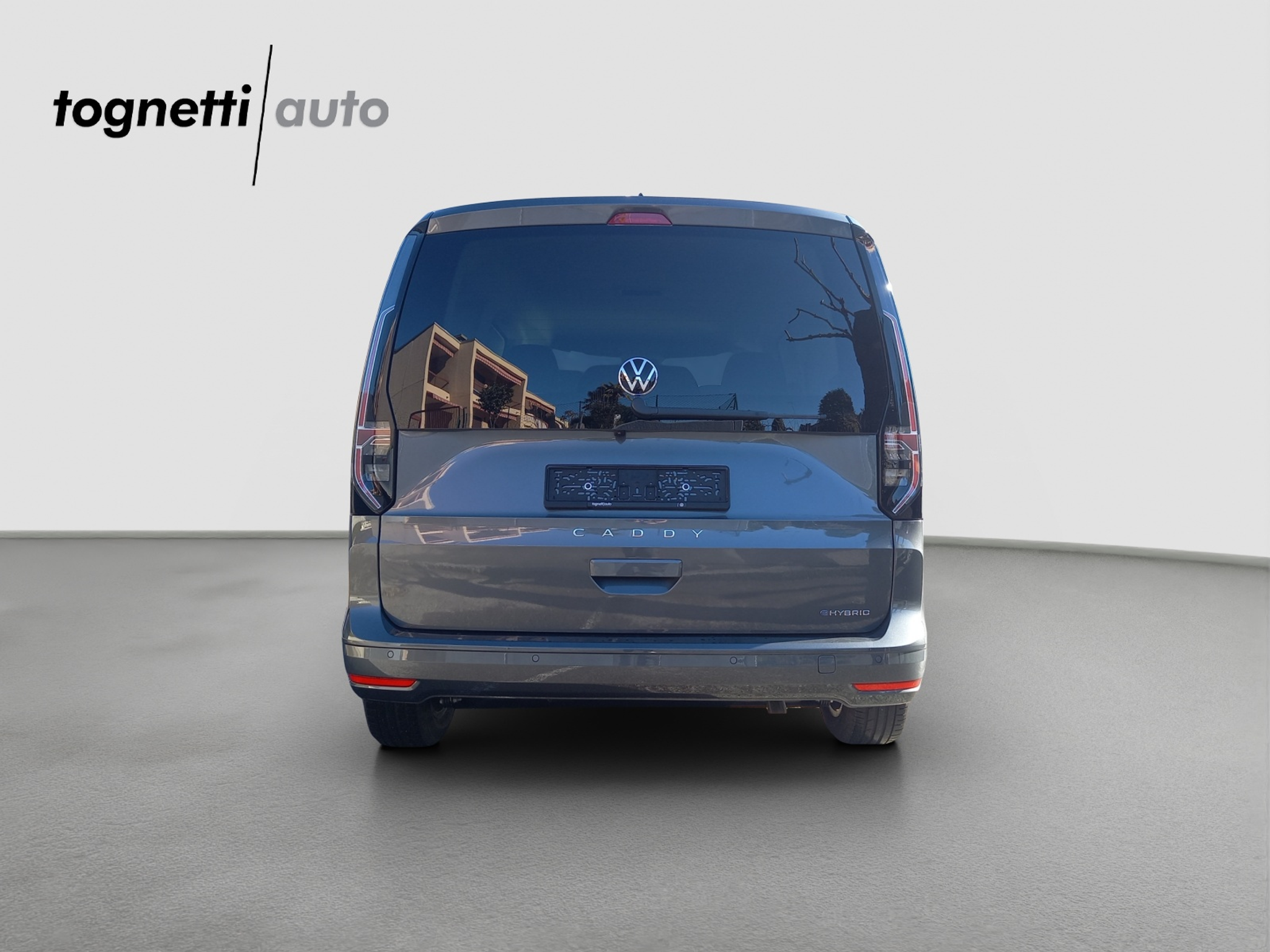 listing desktop thumbnail image 5