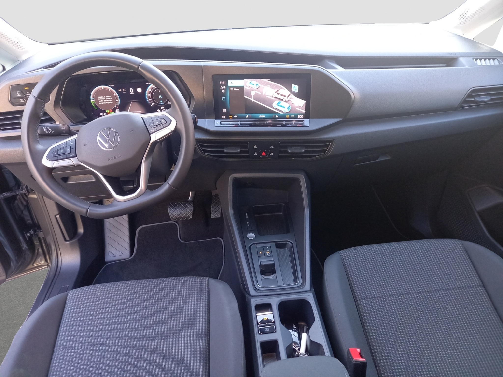 listing desktop thumbnail image 8