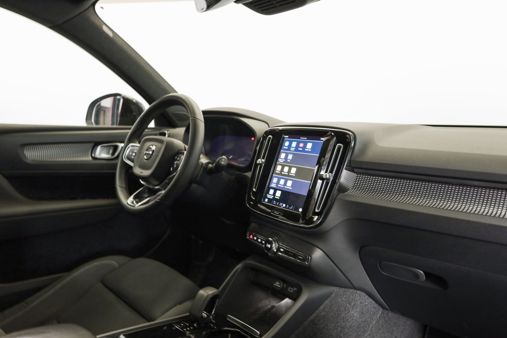 listing desktop thumbnail image 2