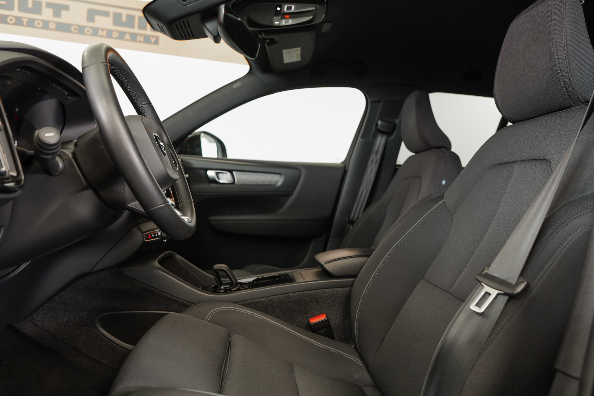 listing desktop thumbnail image 23