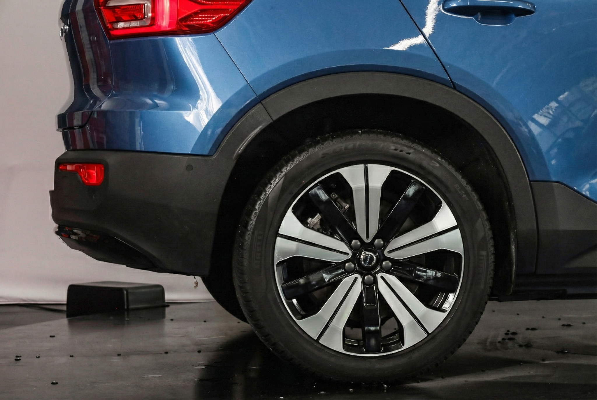 listing desktop thumbnail image 8