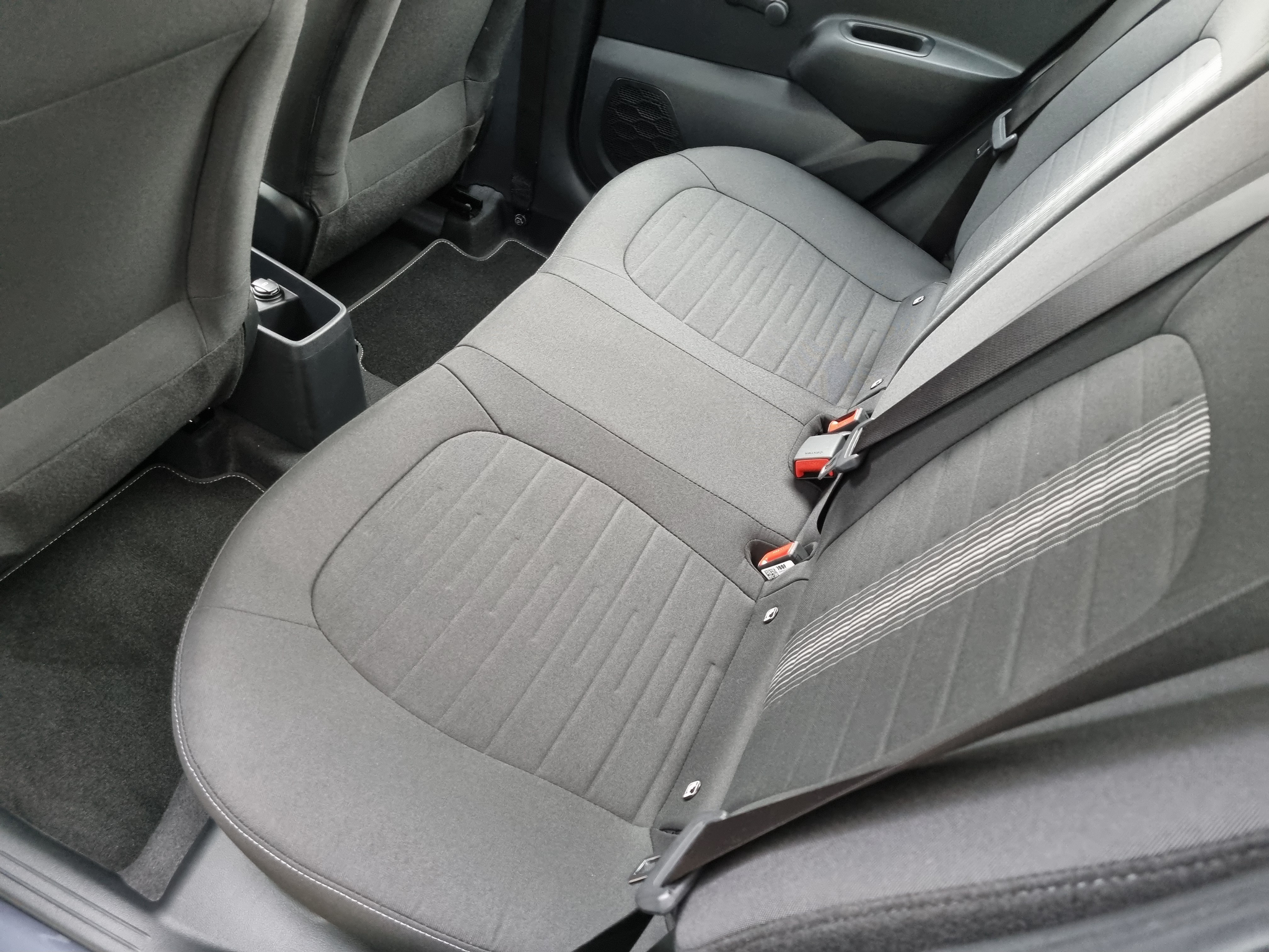 listing desktop thumbnail image 9