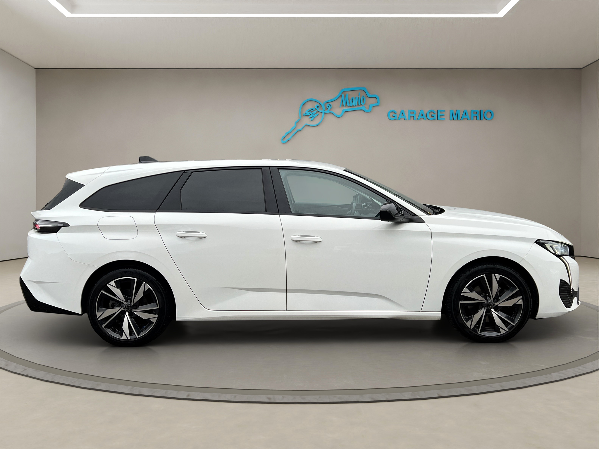 listing desktop thumbnail image 3