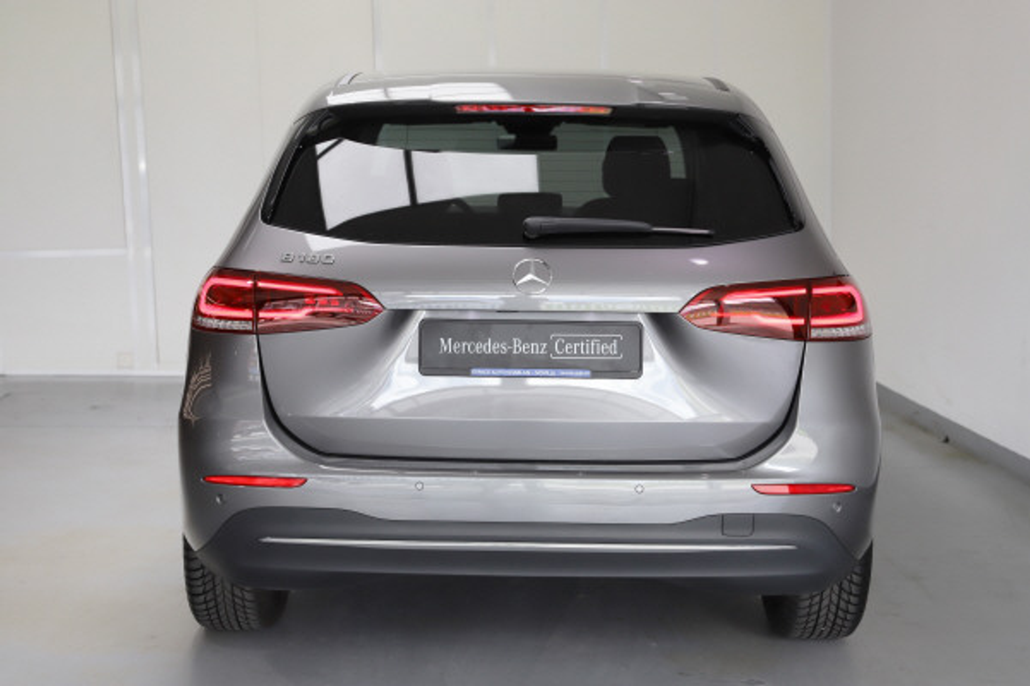 listing desktop thumbnail image 5