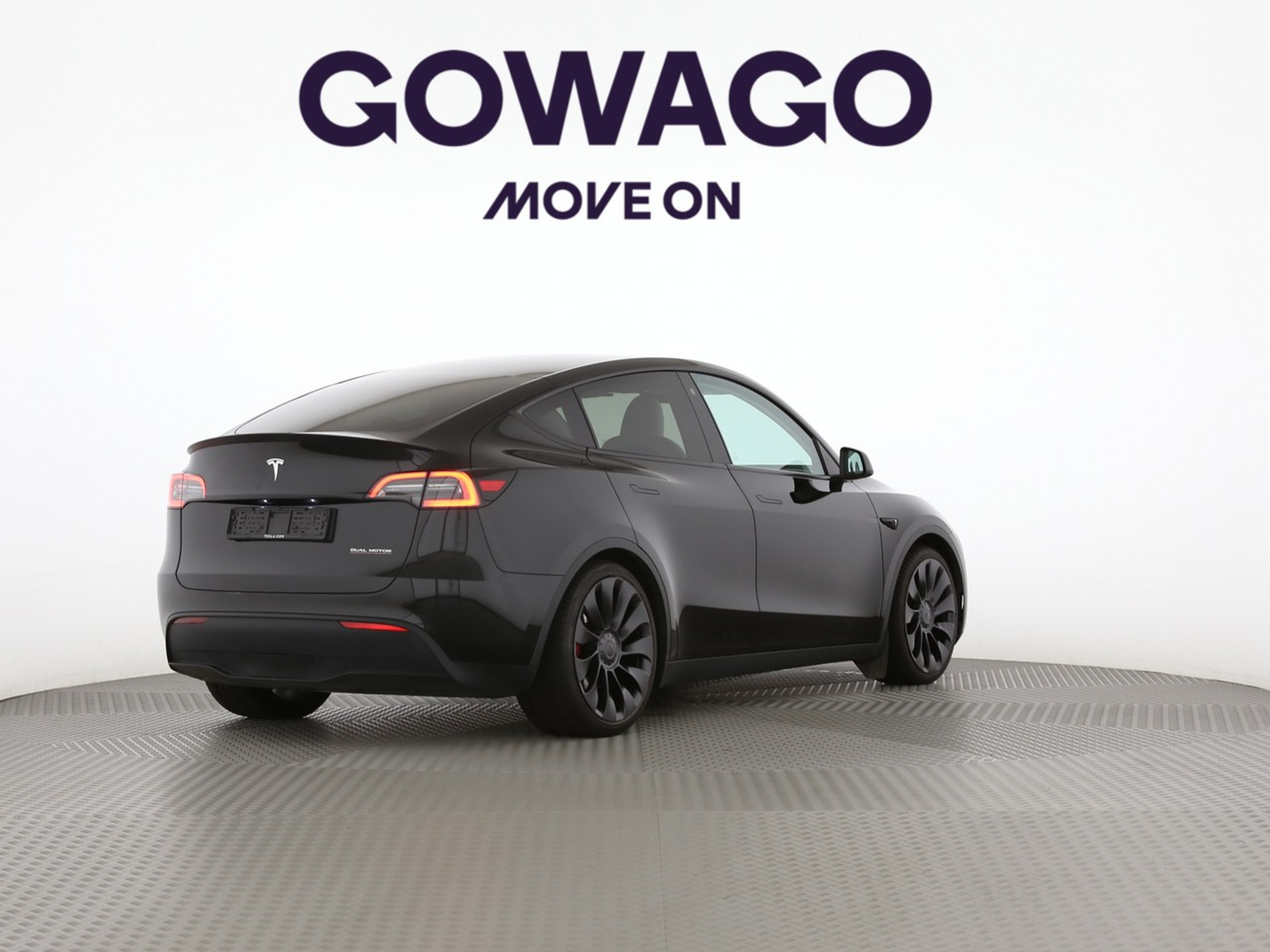 listing desktop thumbnail image 1