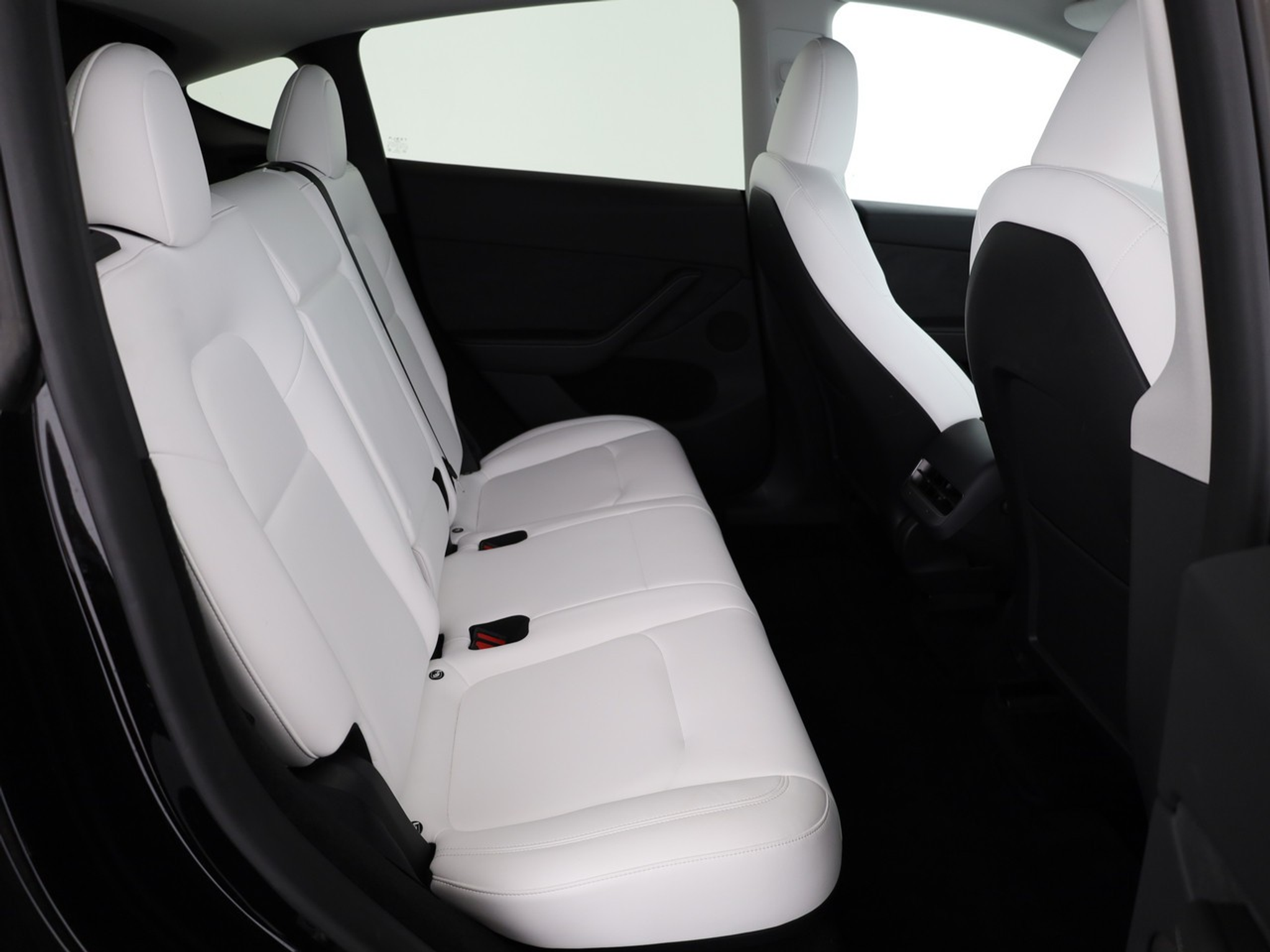 listing desktop thumbnail image 8