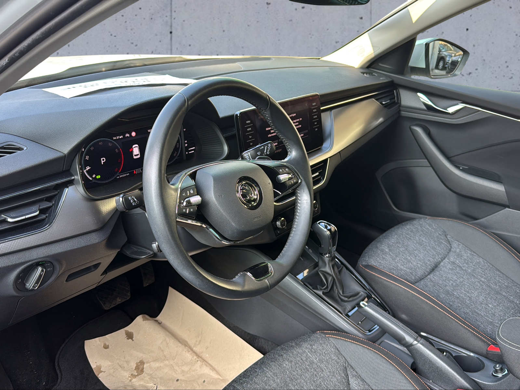 listing desktop thumbnail image 11