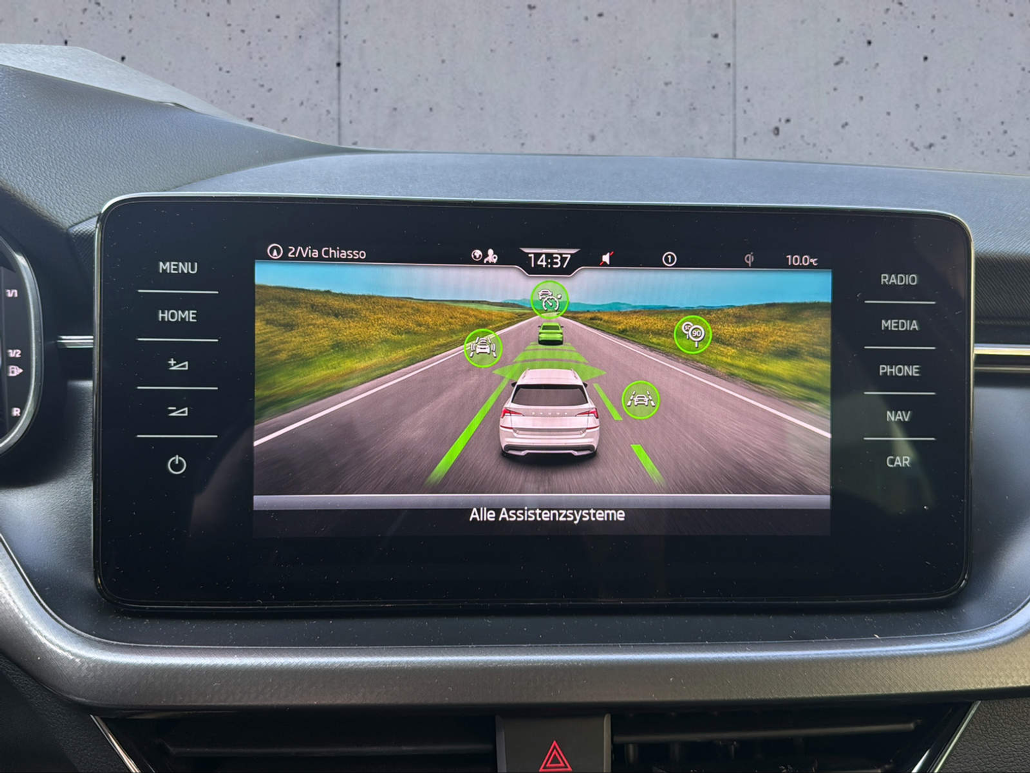 listing desktop thumbnail image 13