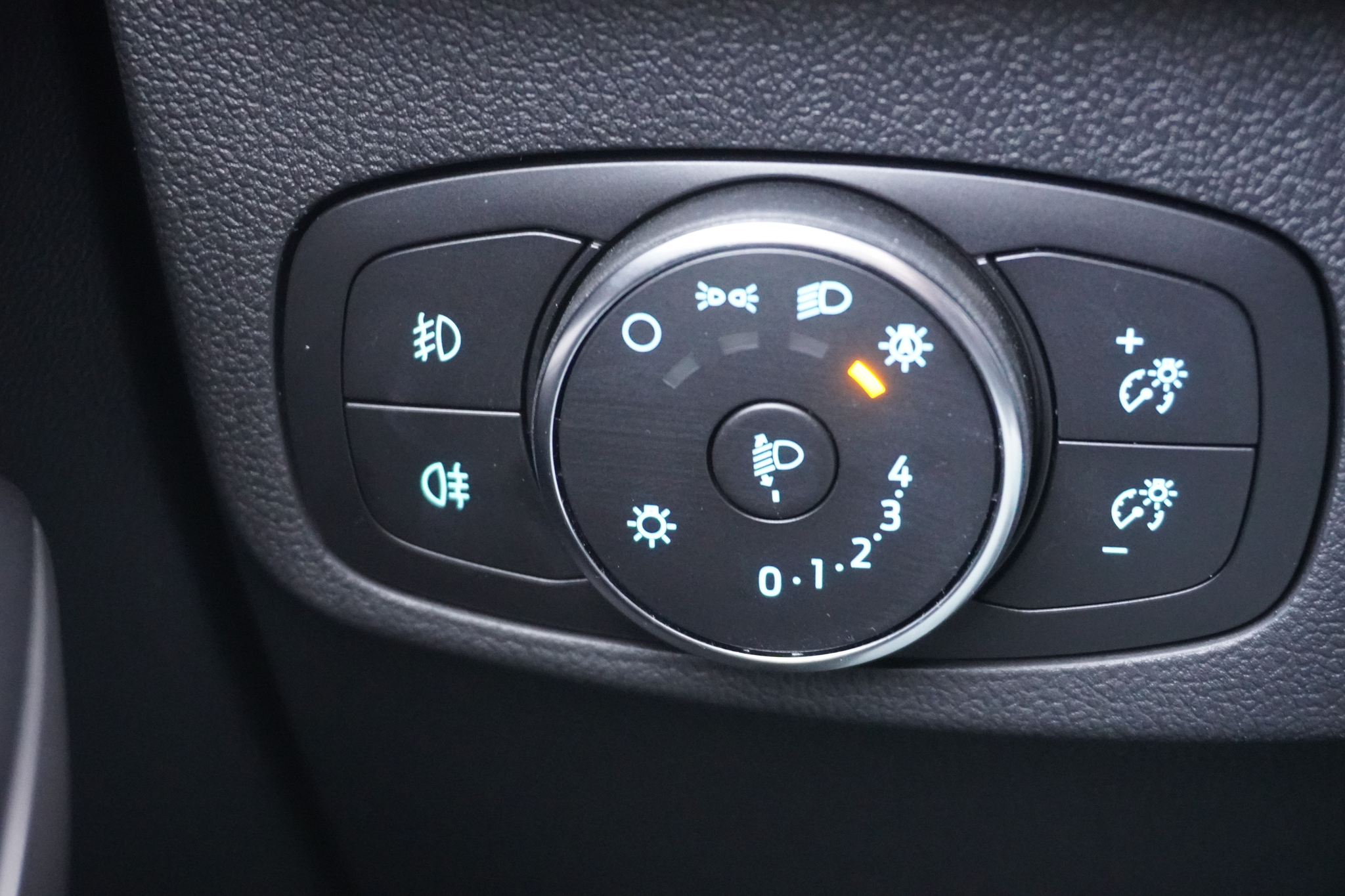 listing desktop thumbnail image 14