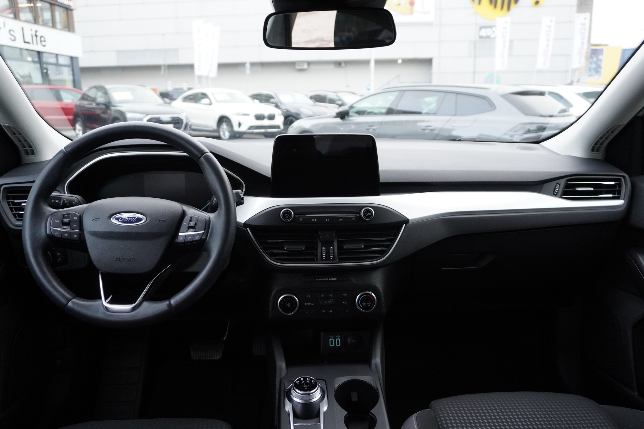 listing desktop thumbnail image 13