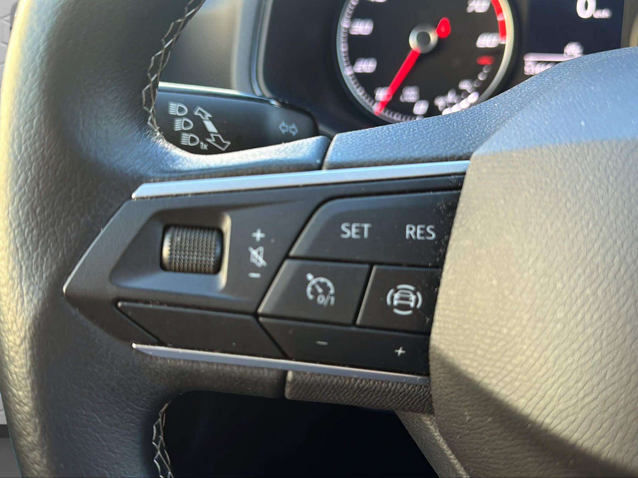 listing desktop thumbnail image 19