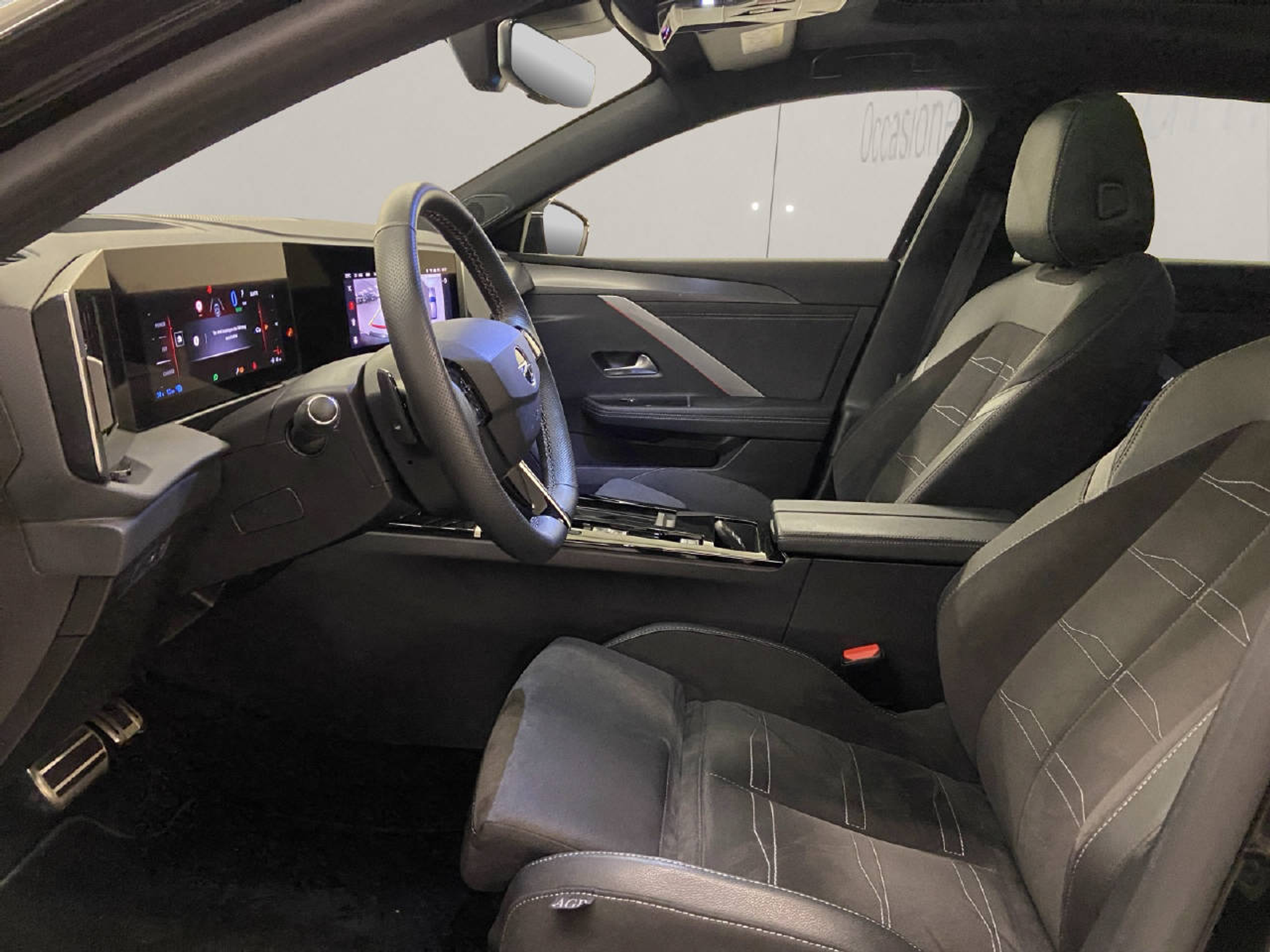 listing desktop thumbnail image 4