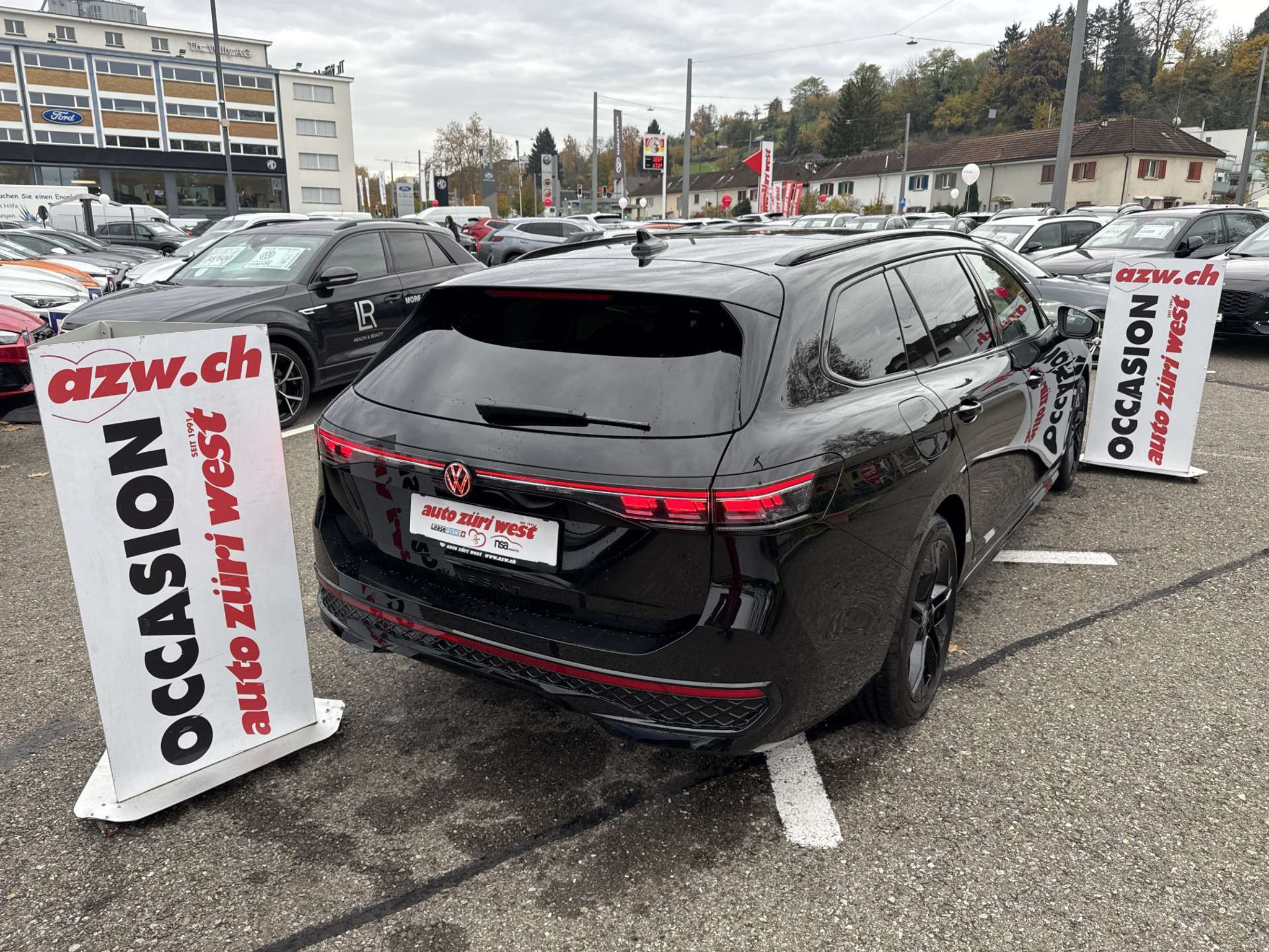 listing desktop thumbnail image 2