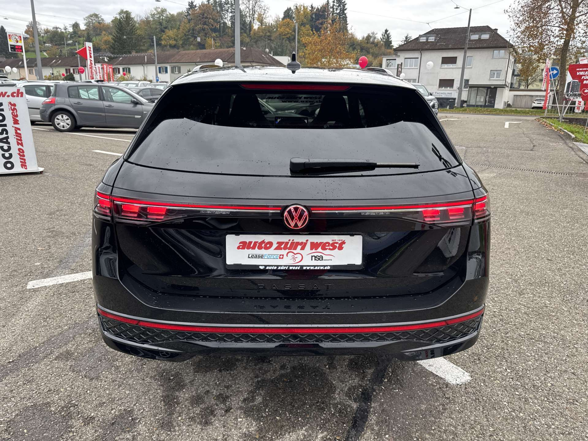 listing desktop thumbnail image 14