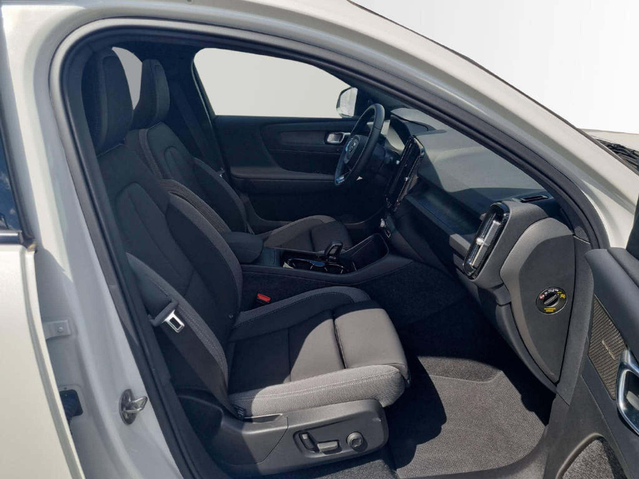 listing desktop thumbnail image 12