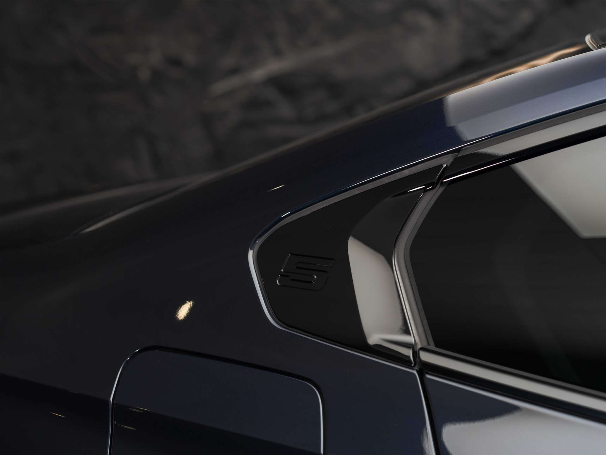 listing desktop thumbnail image 21