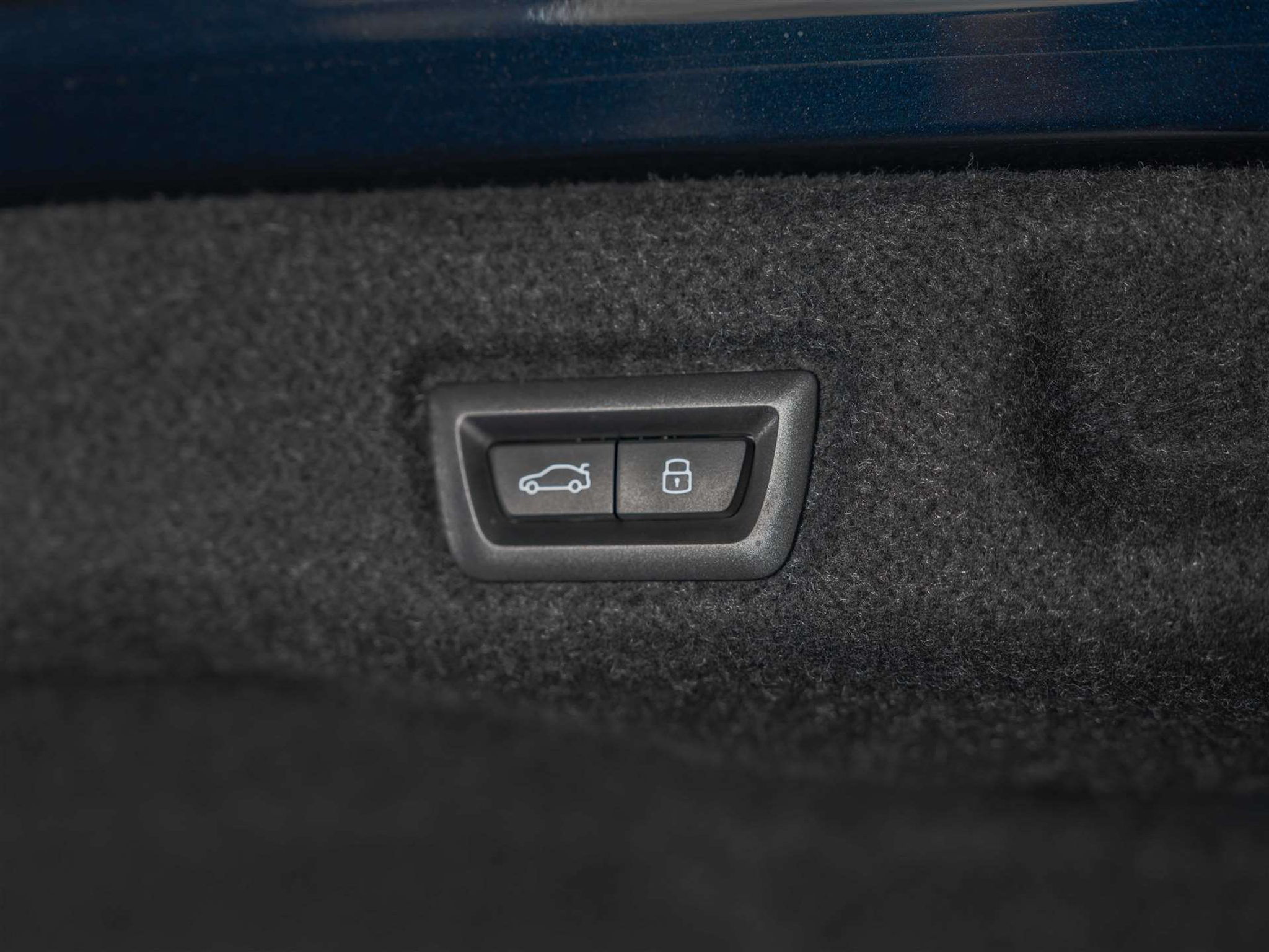 listing desktop thumbnail image 42