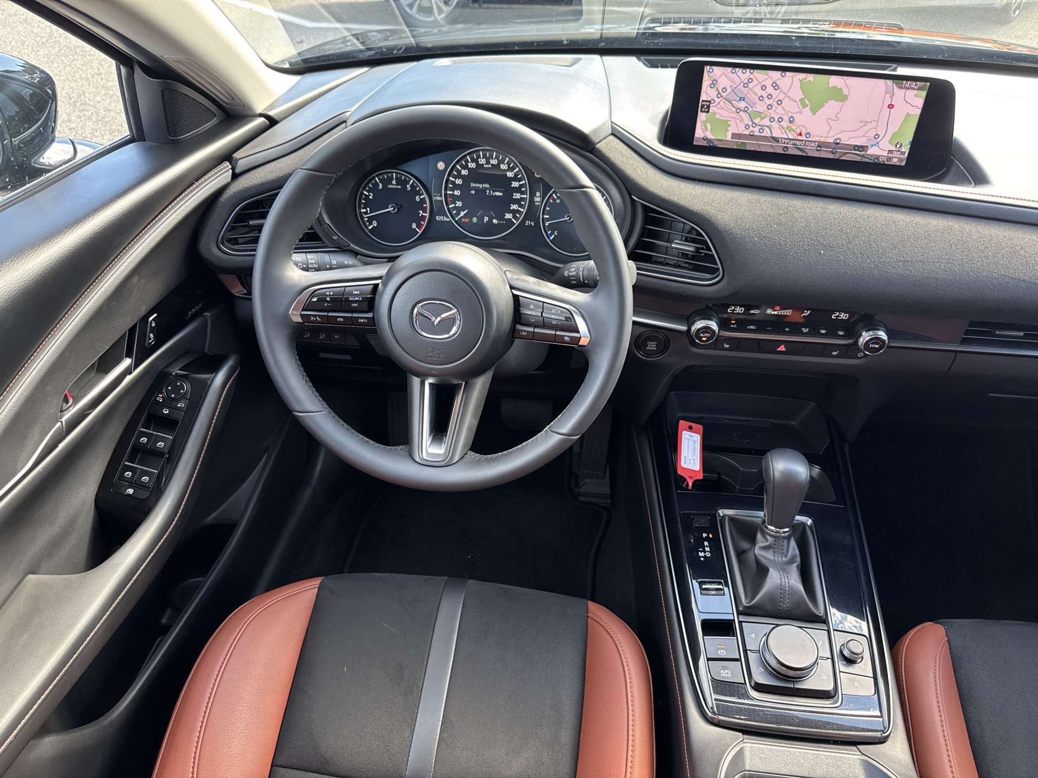 listing desktop thumbnail image 4