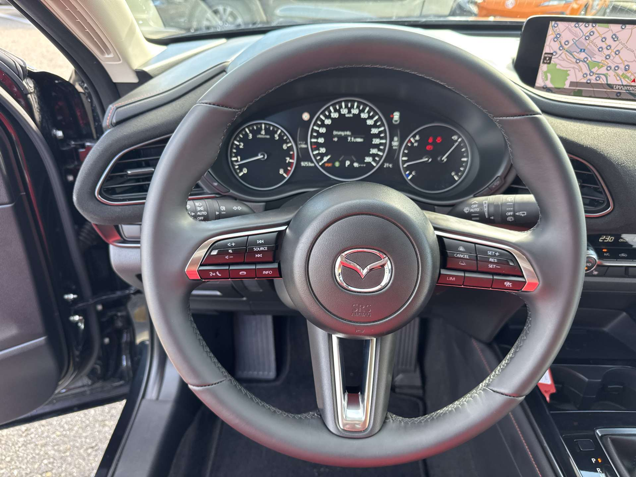 listing desktop thumbnail image 15