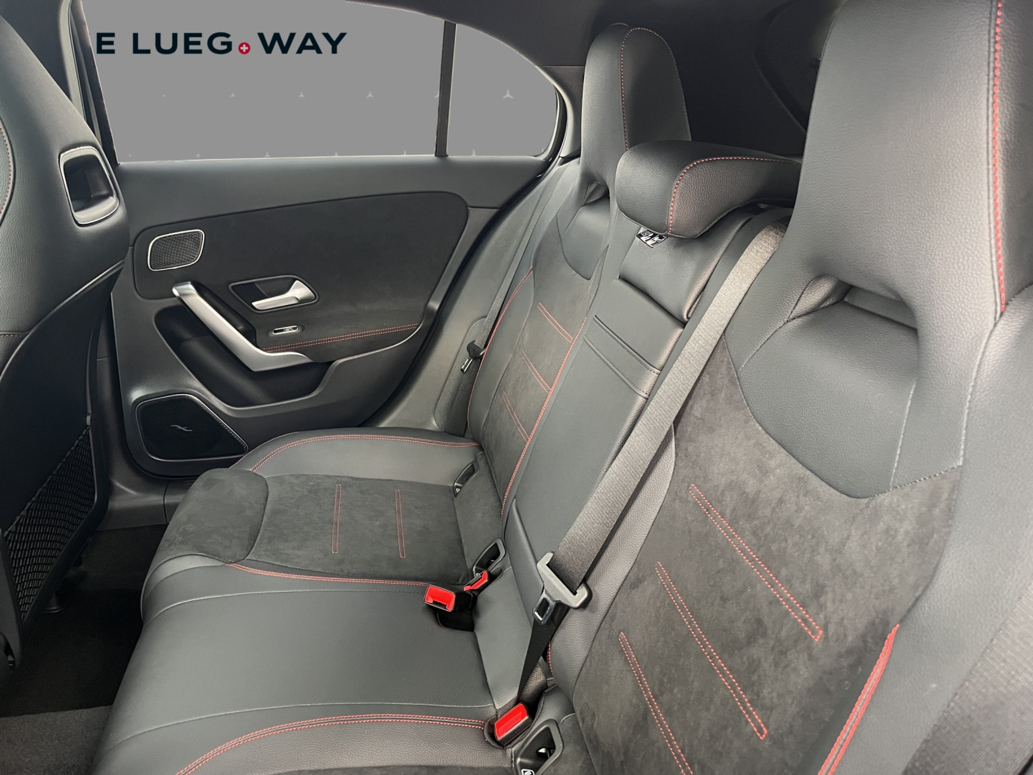 listing desktop thumbnail image 10