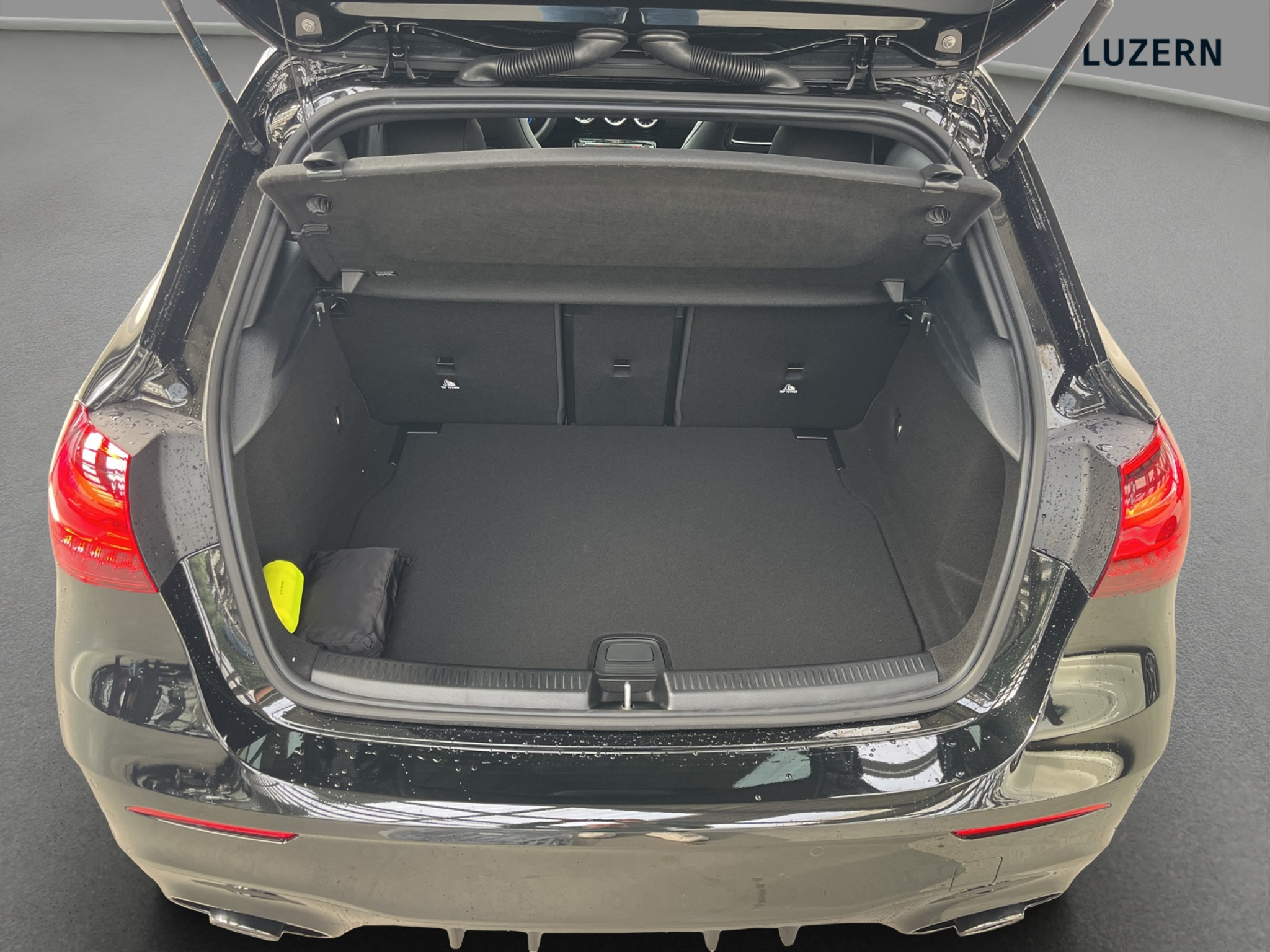 listing desktop thumbnail image 7