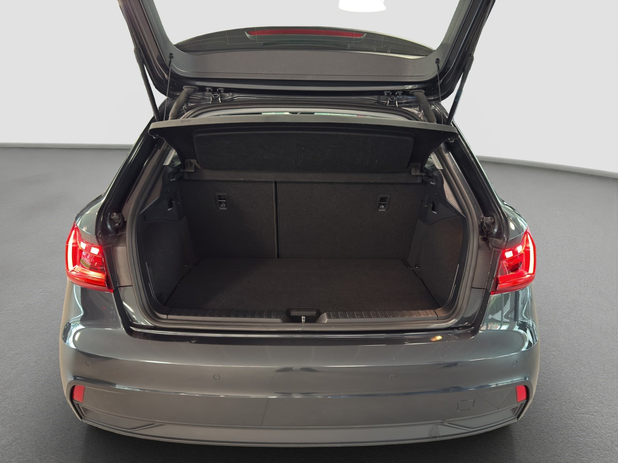 listing desktop thumbnail image 8