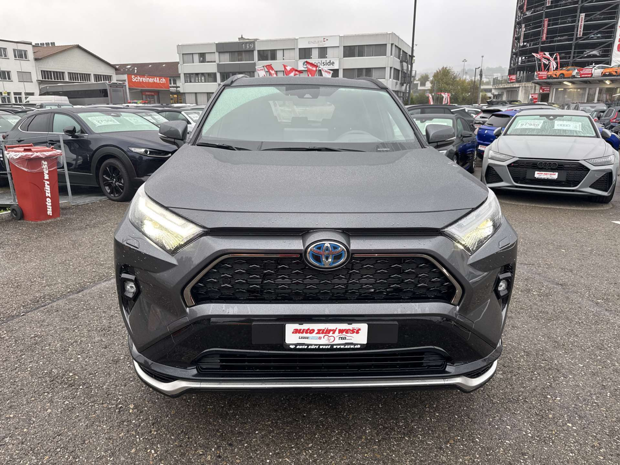 listing desktop thumbnail image 13