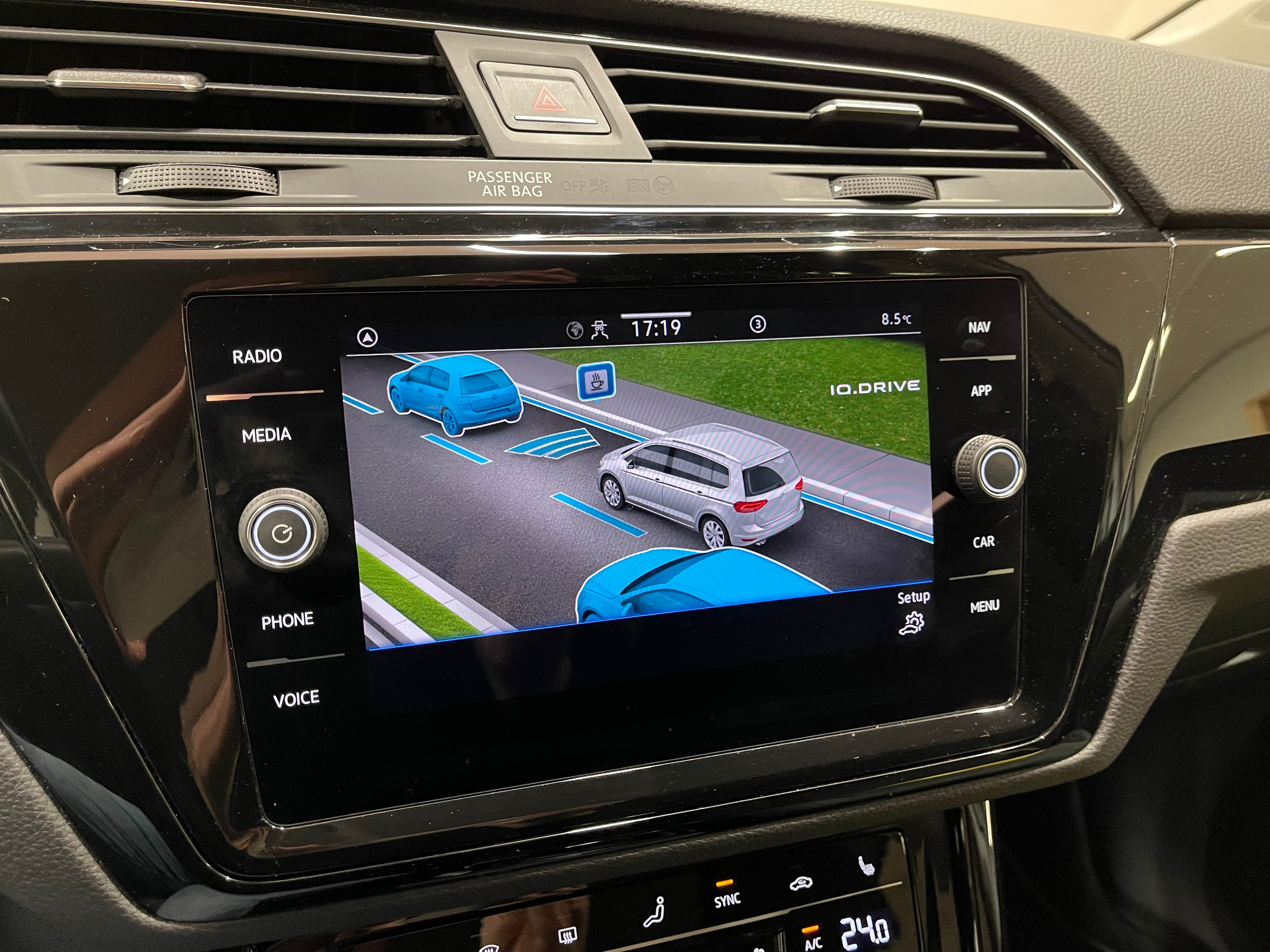 listing desktop thumbnail image 26