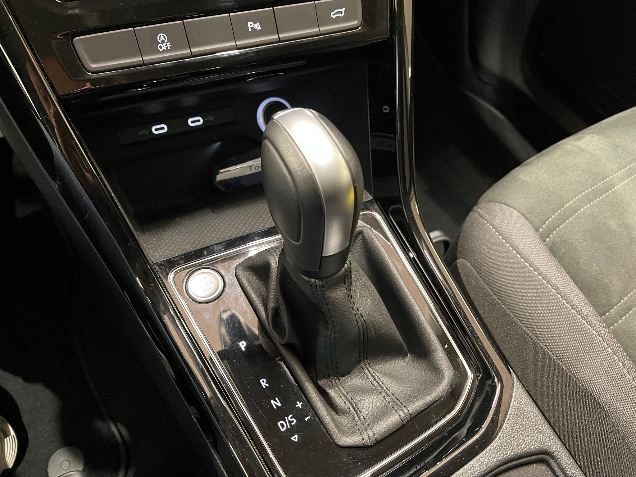 listing desktop thumbnail image 21