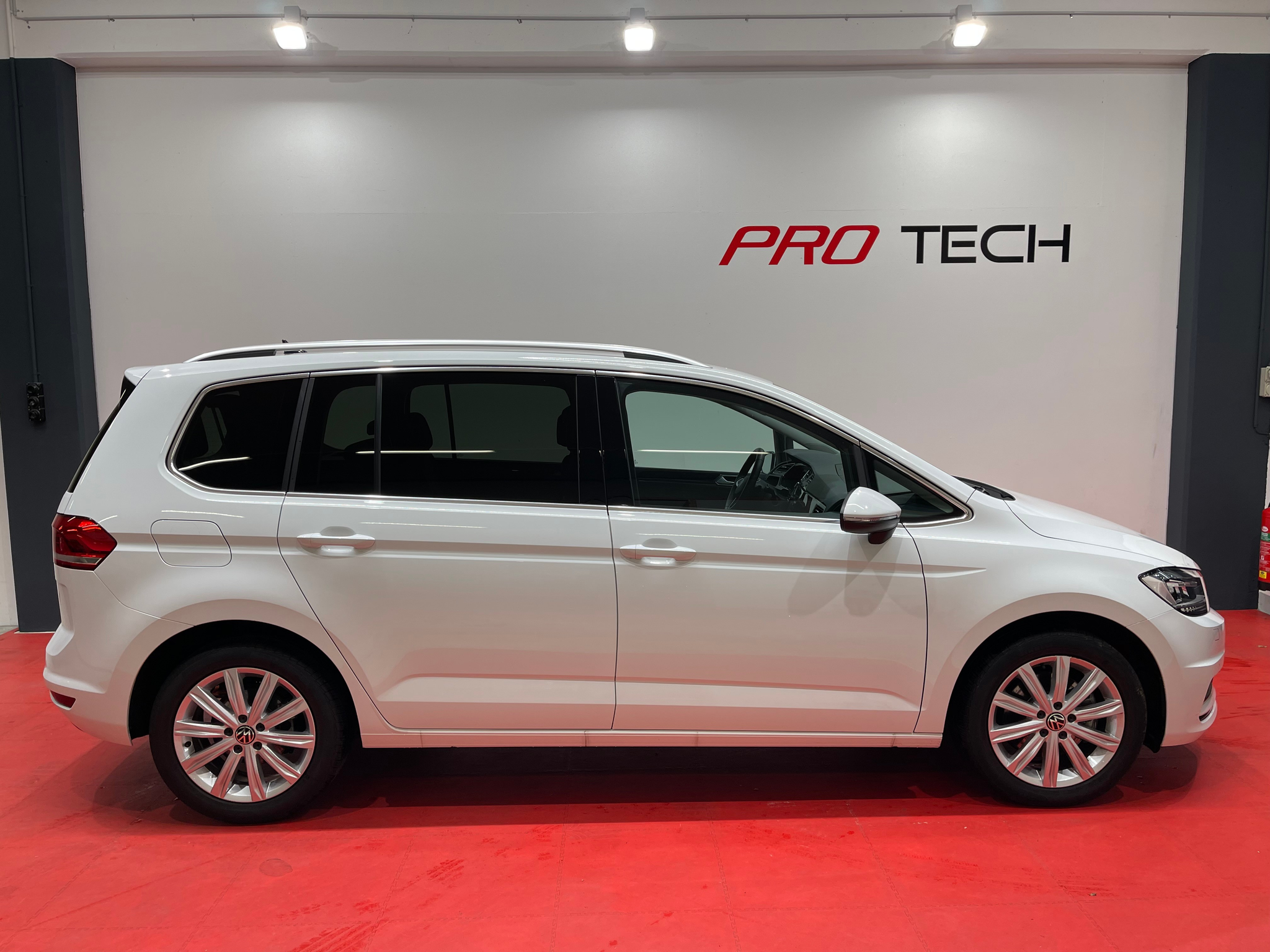 listing desktop thumbnail image 4