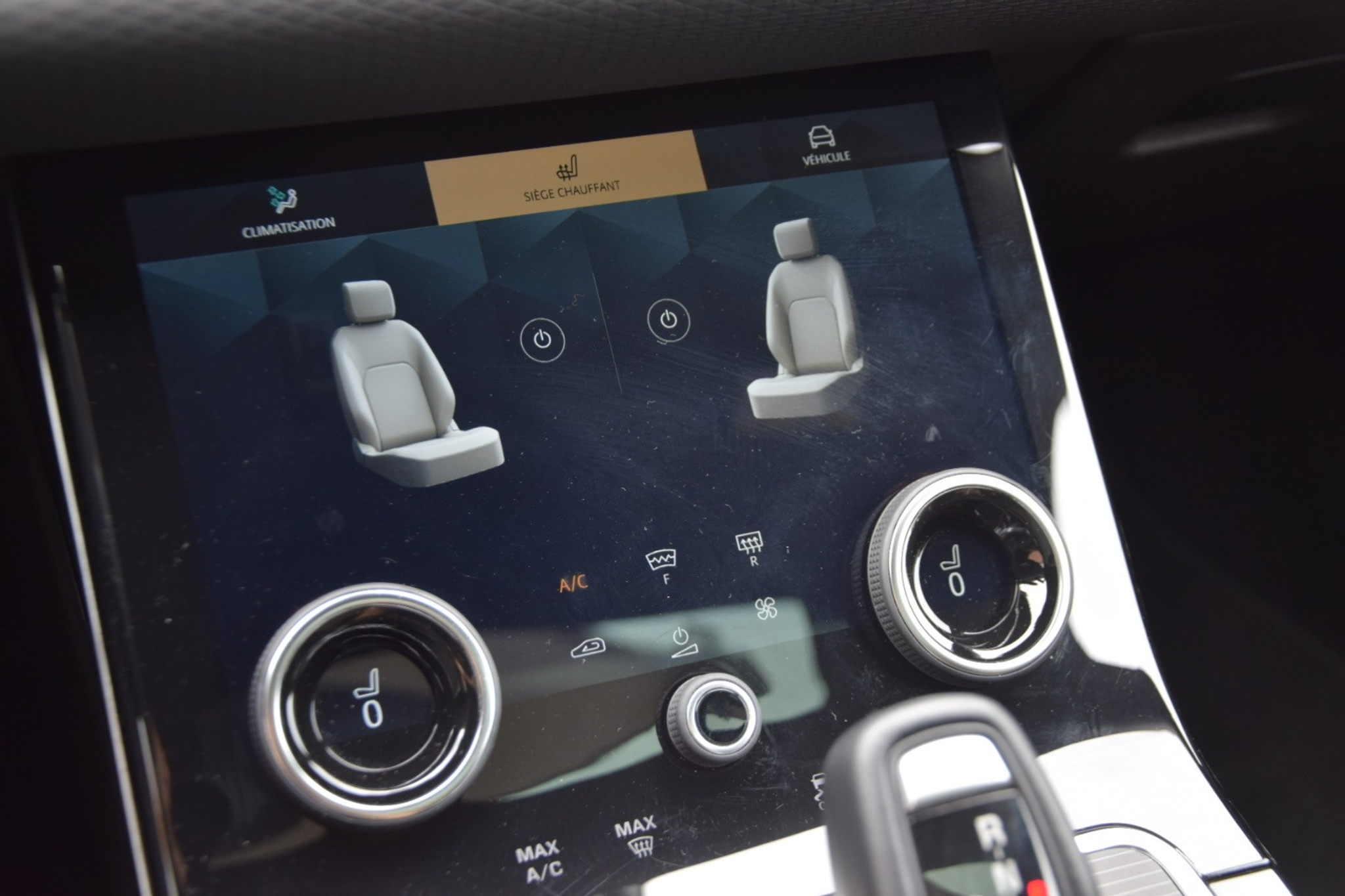 listing desktop thumbnail image 23