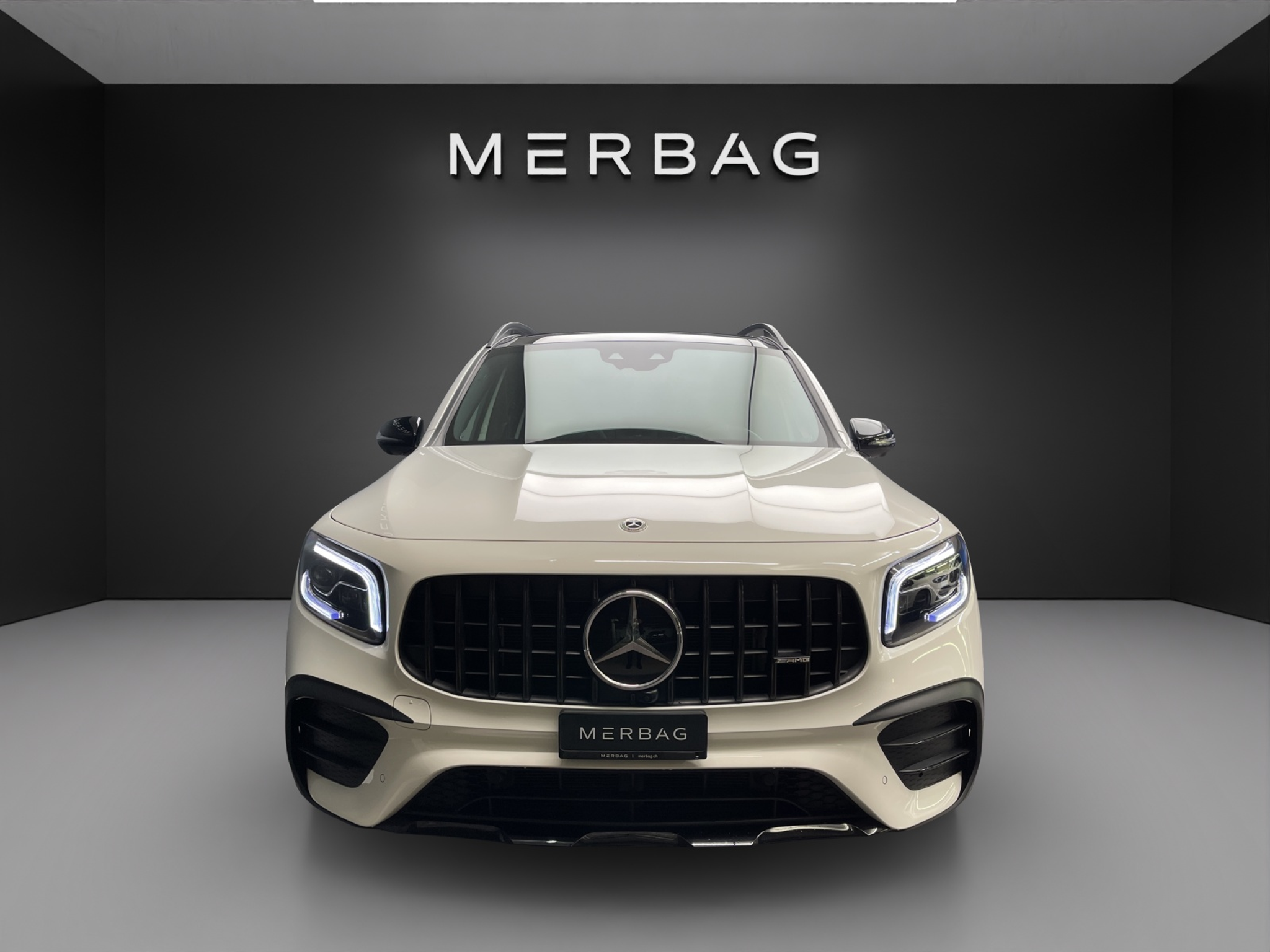 listing desktop thumbnail image 1