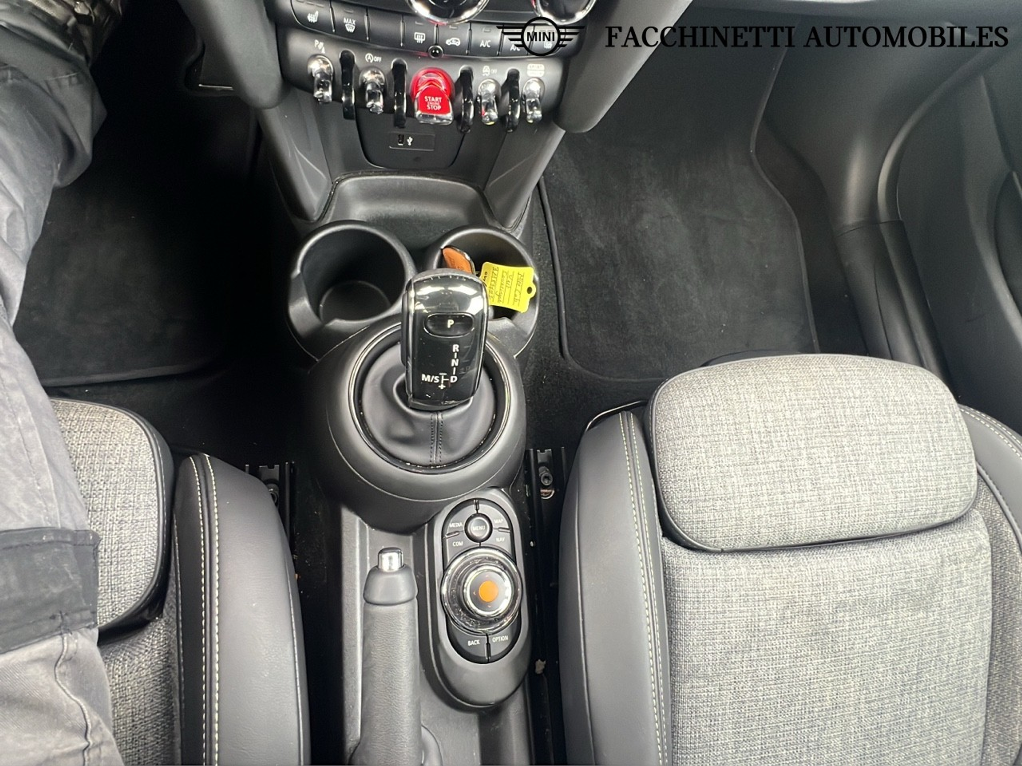 listing desktop thumbnail image 15