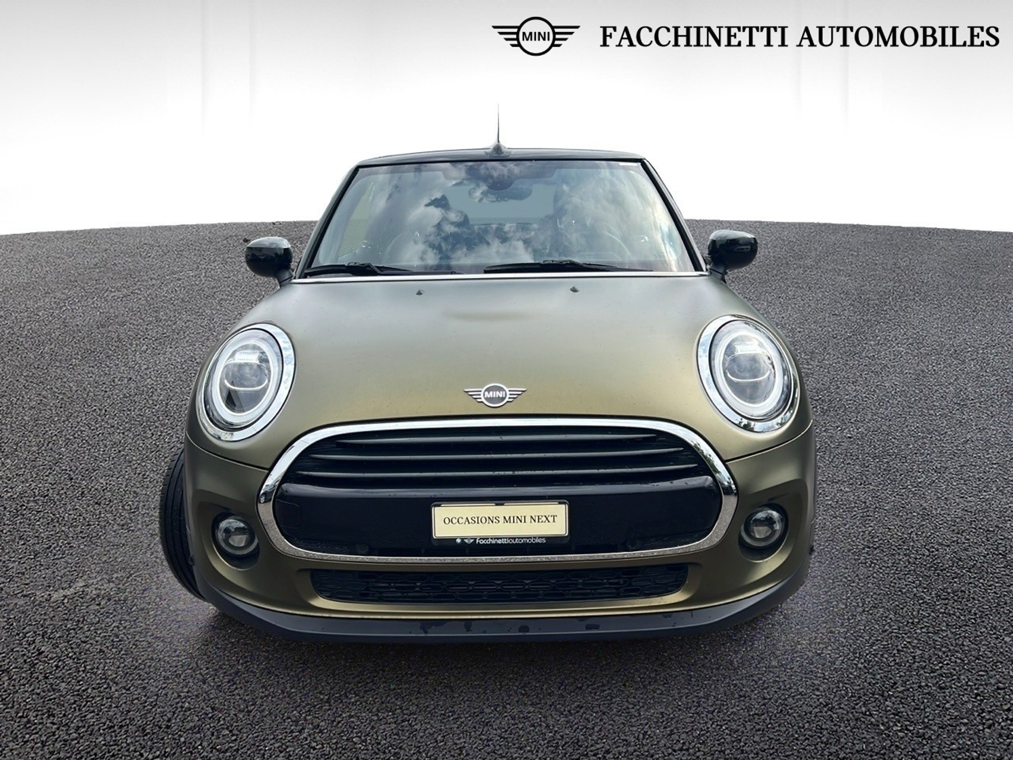 listing desktop thumbnail image 7