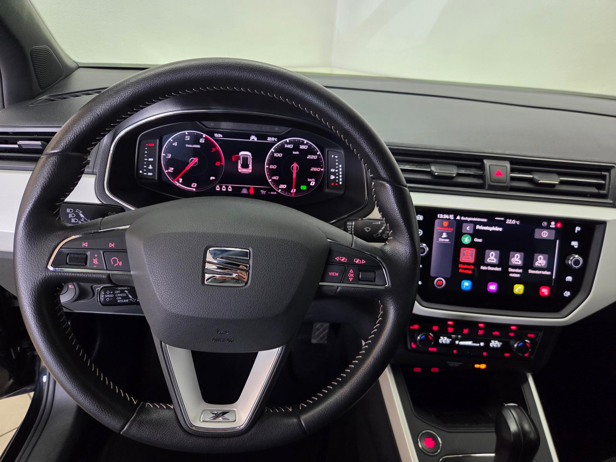 listing desktop thumbnail image 6