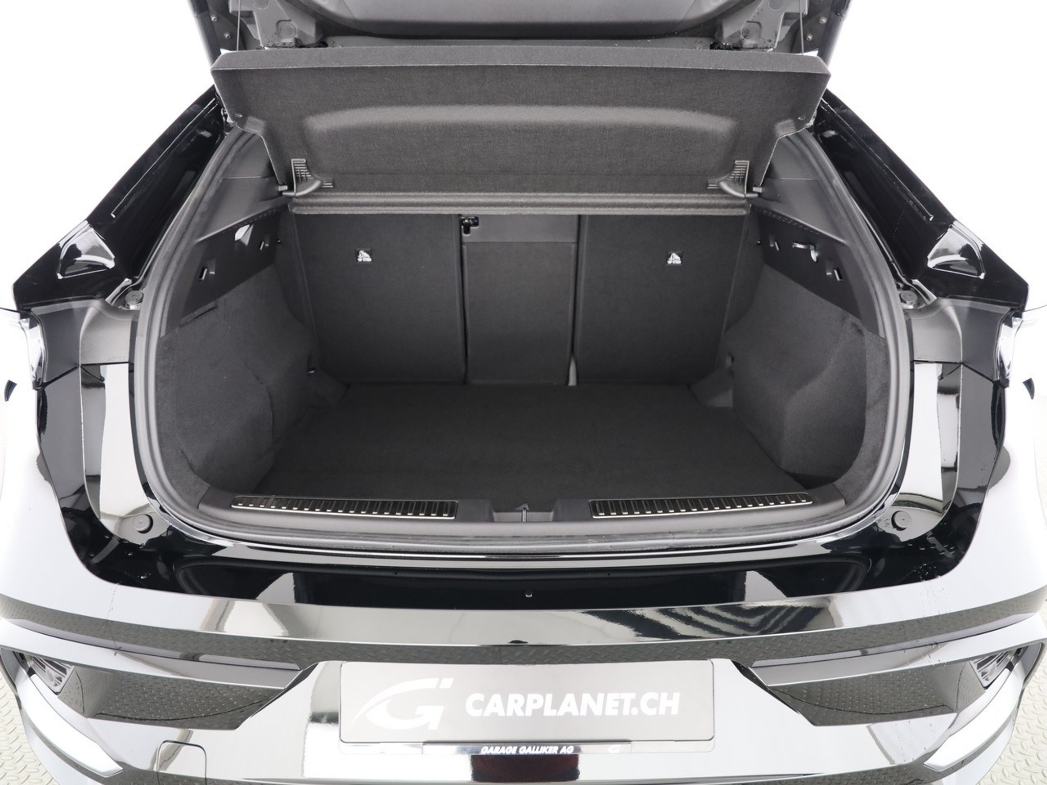 car-image-8