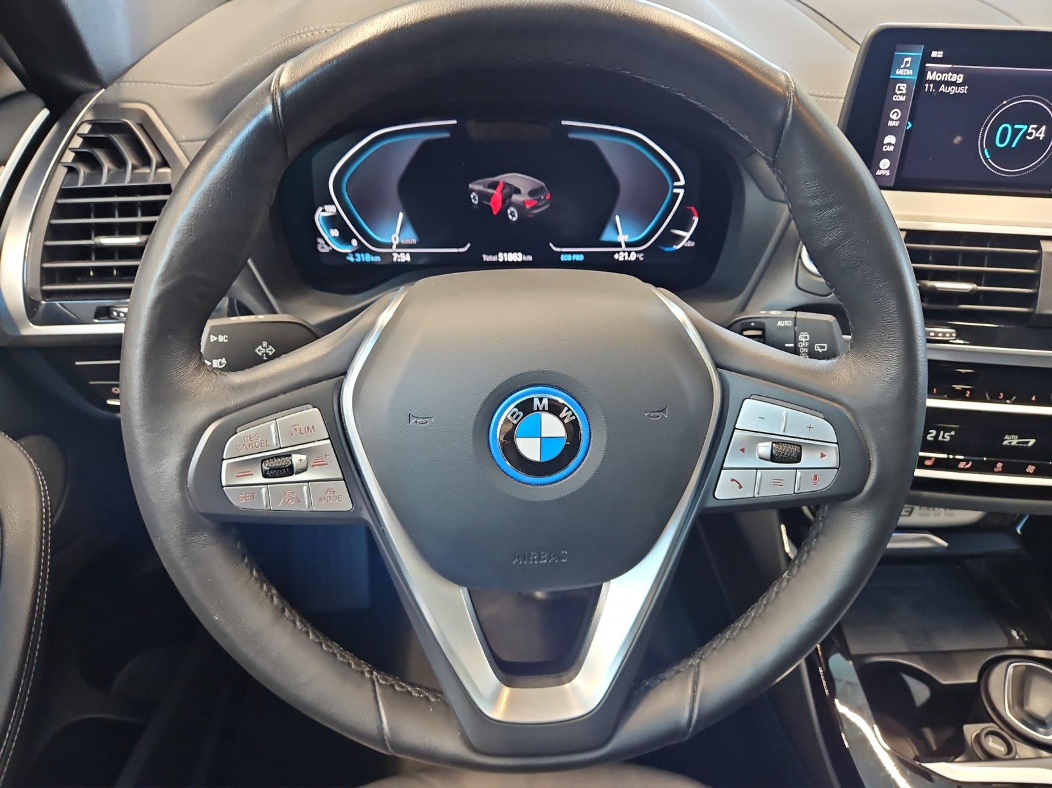 listing desktop thumbnail image 11