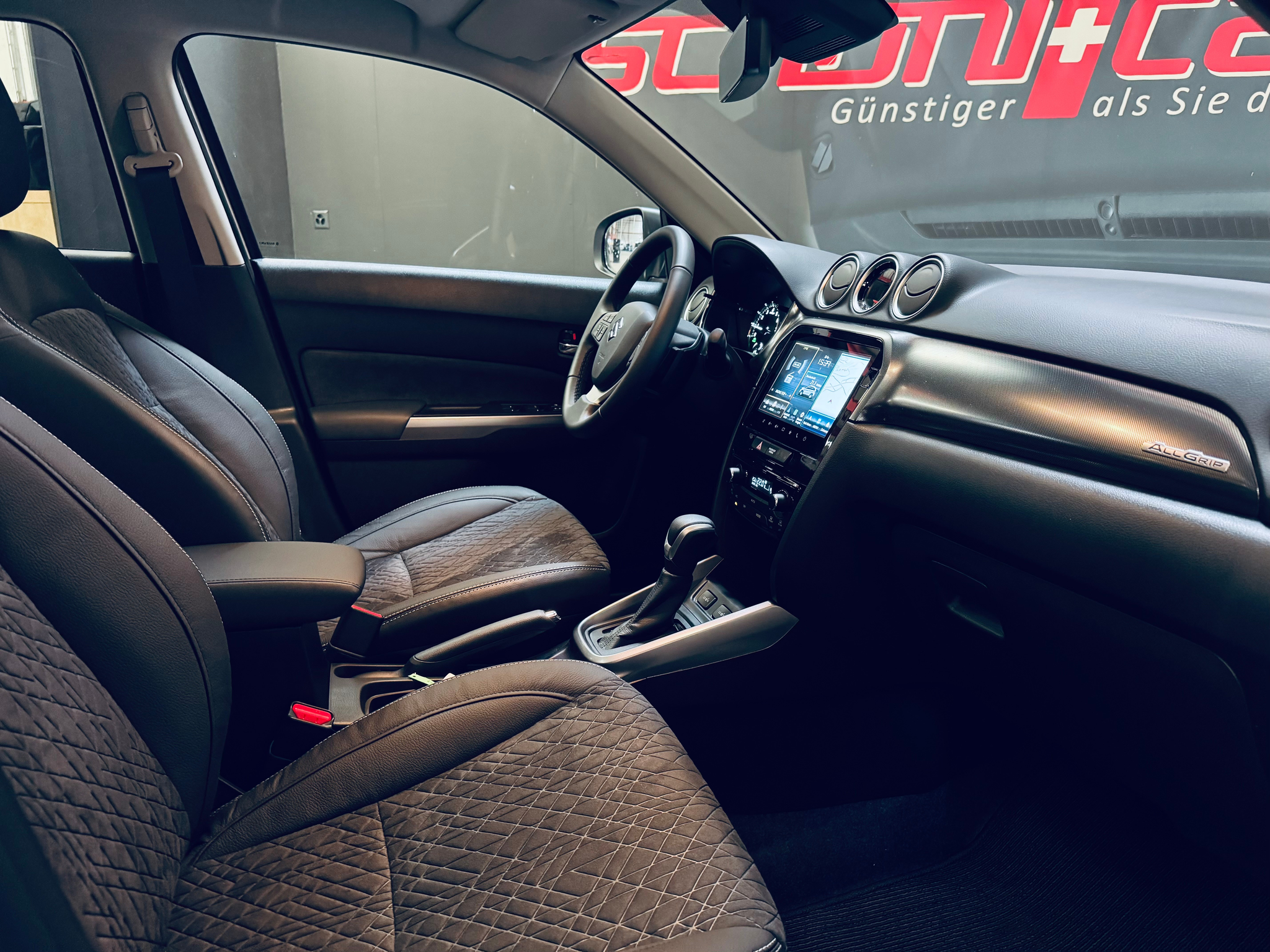 listing desktop thumbnail image 18