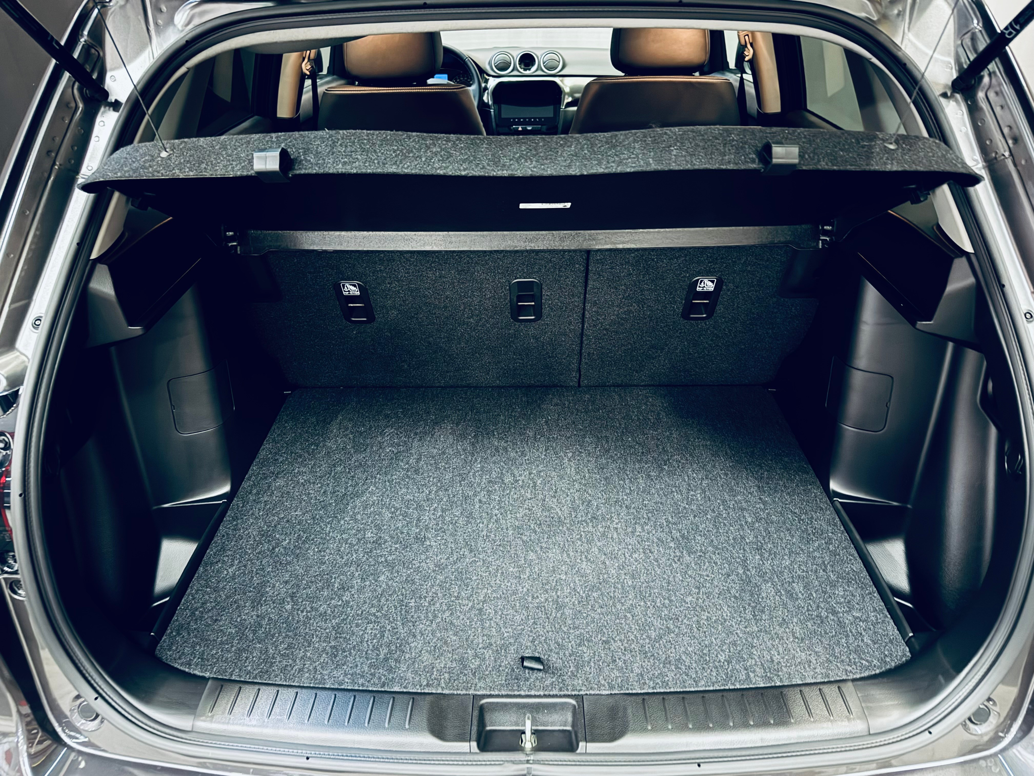 listing desktop thumbnail image 10