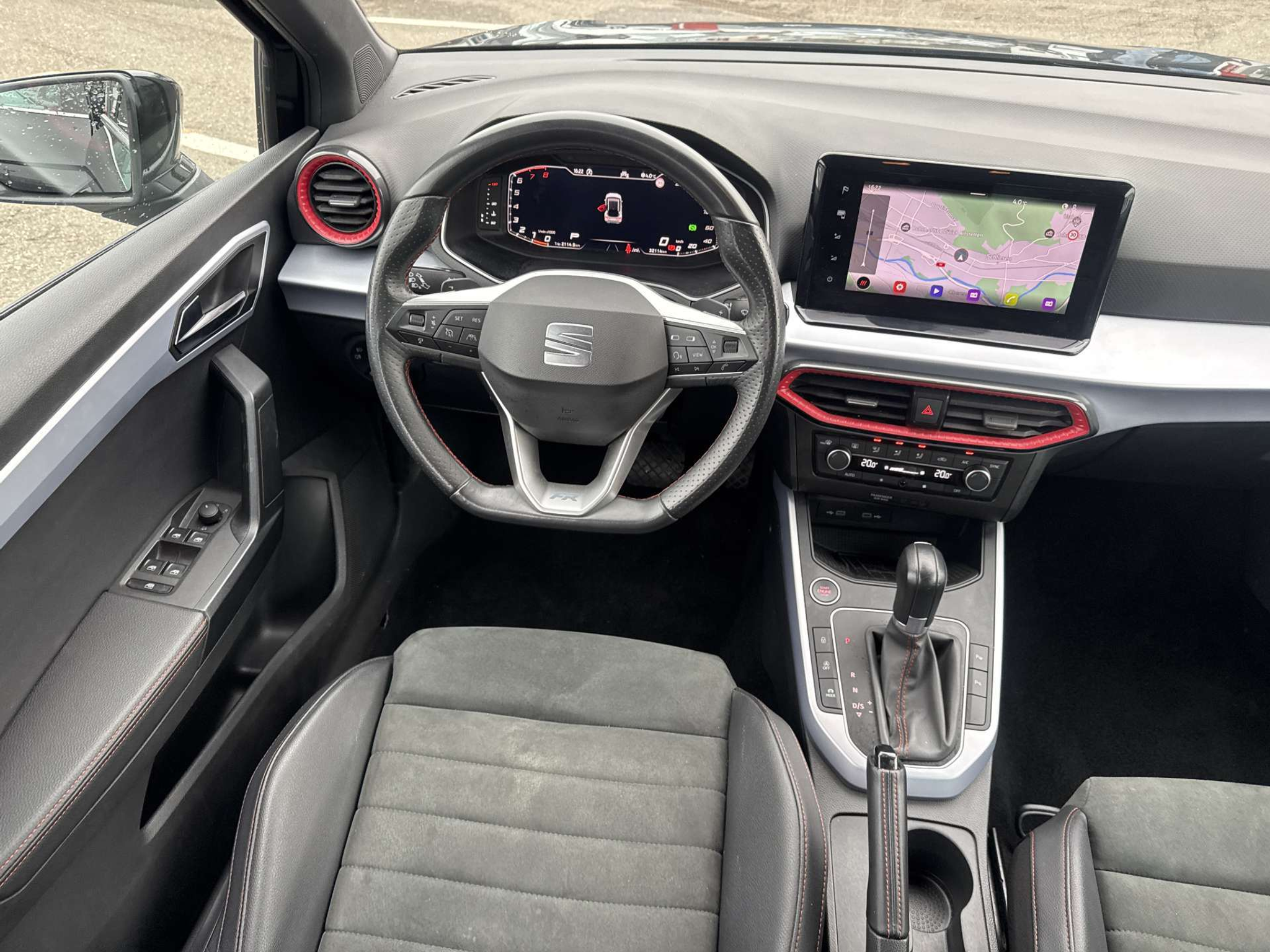 listing desktop thumbnail image 4