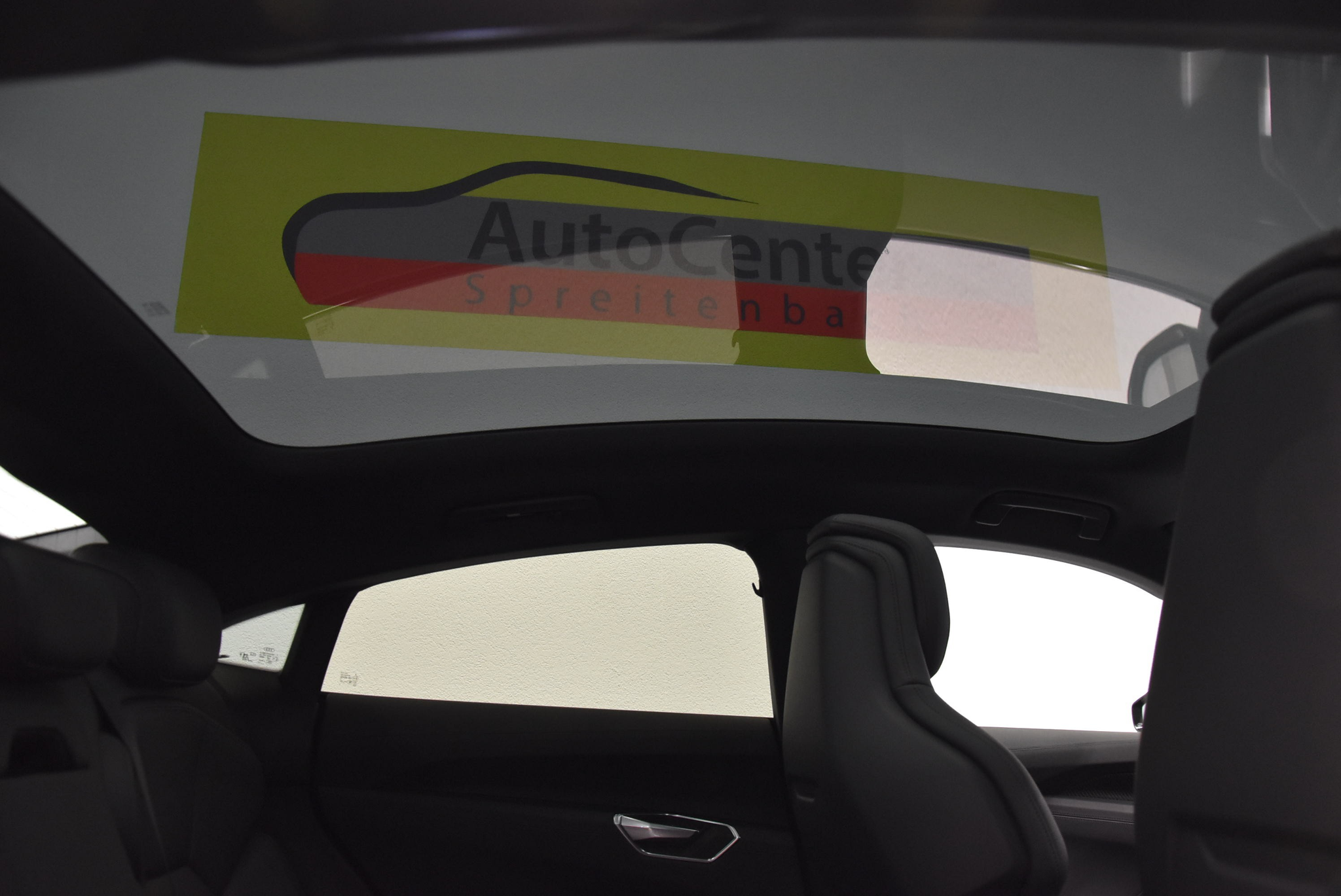 listing desktop thumbnail image 8