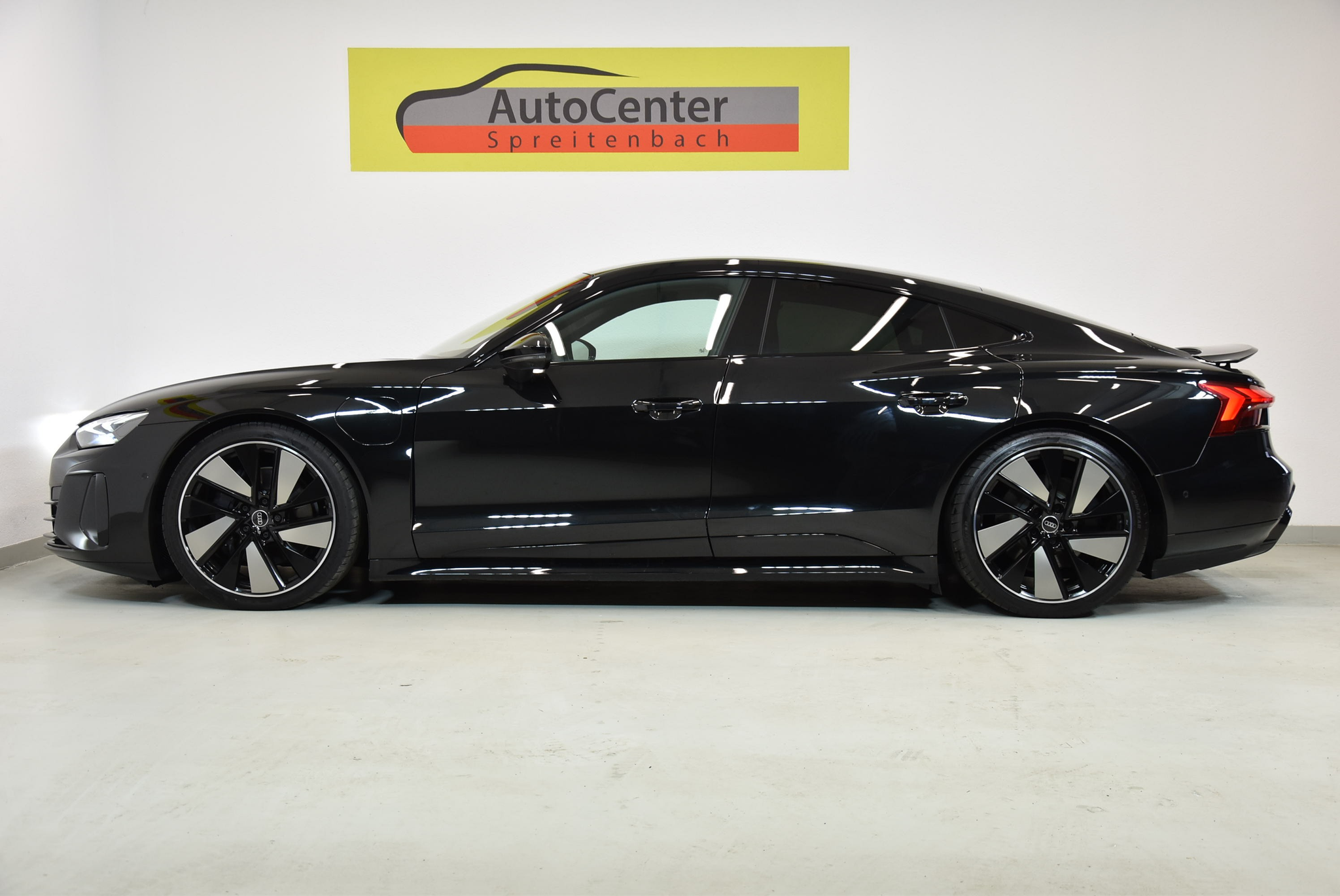 listing desktop thumbnail image 10