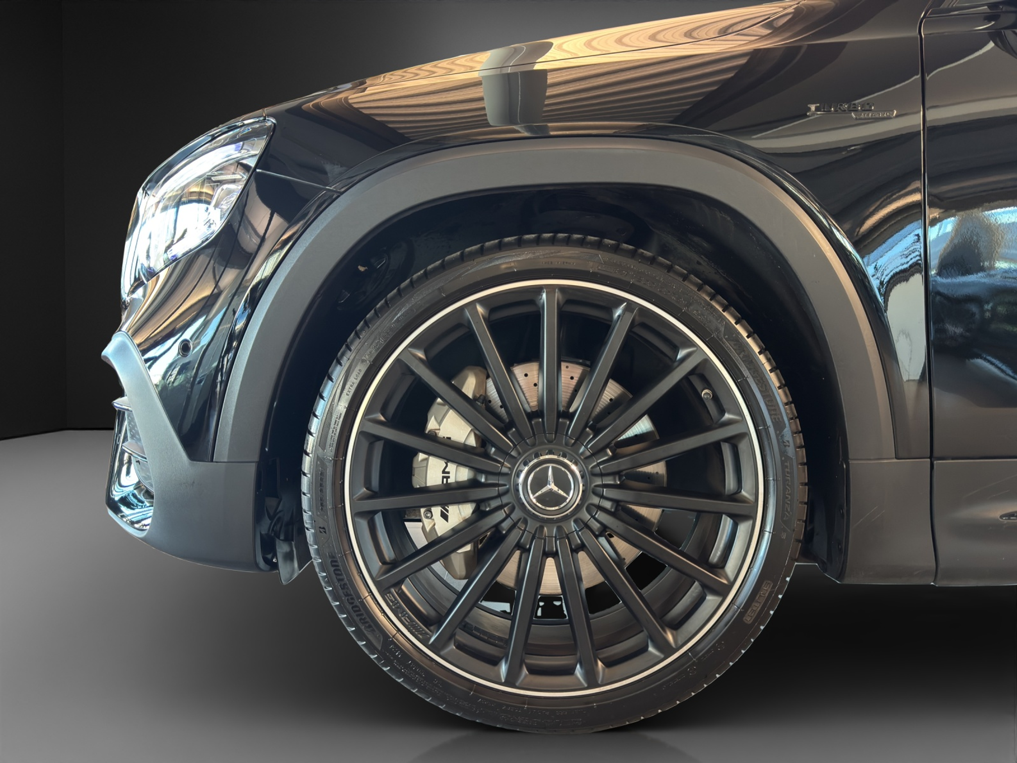 listing desktop thumbnail image 7